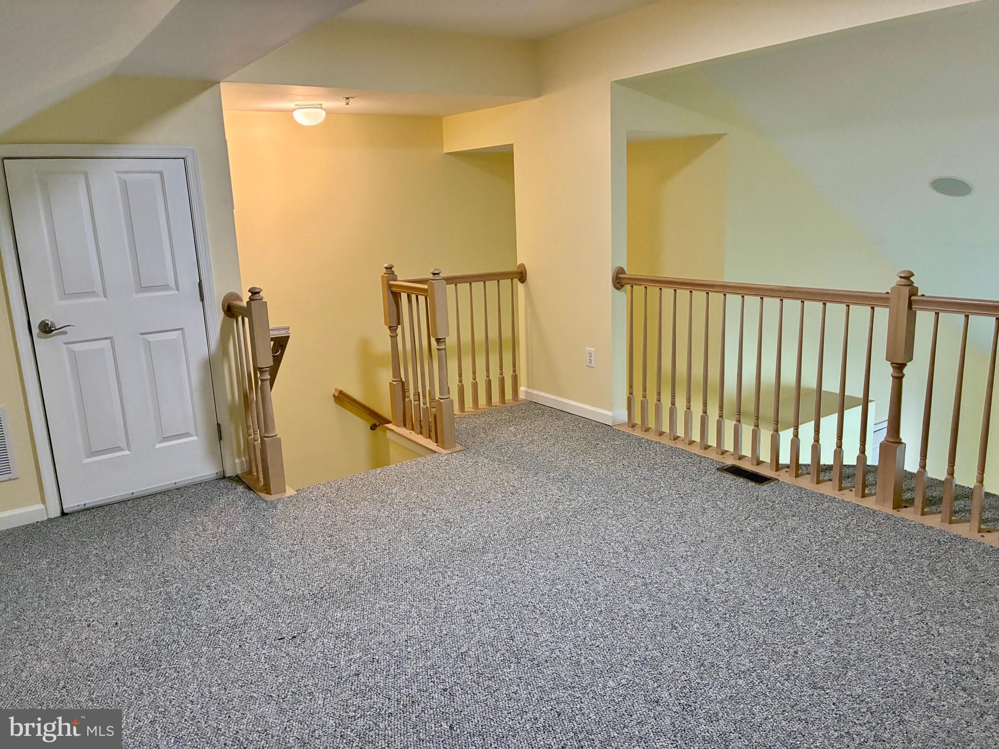 VILLAGE OF CLOPPERS MILL - Residential Lease