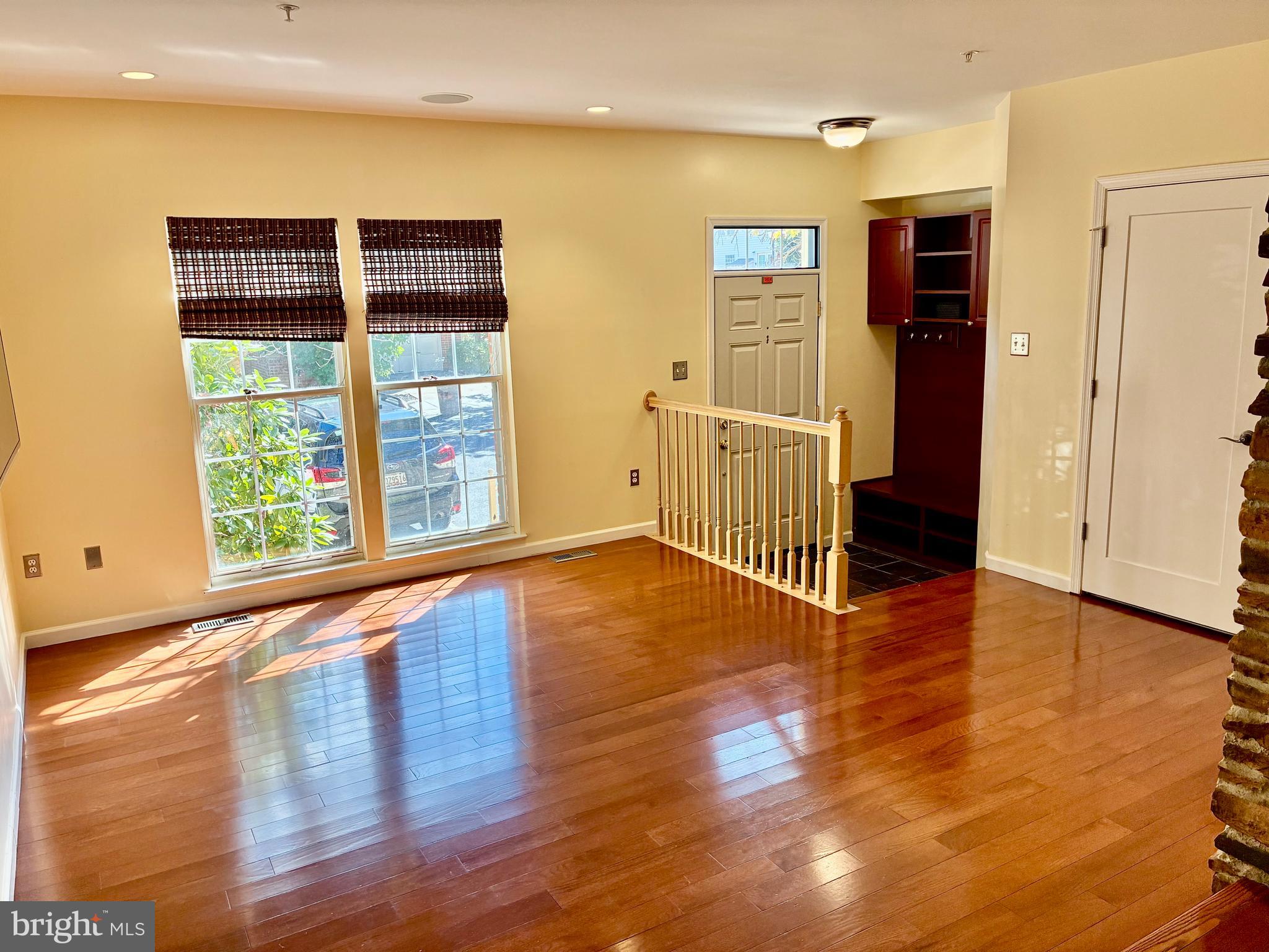 VILLAGE OF CLOPPERS MILL - Residential Lease