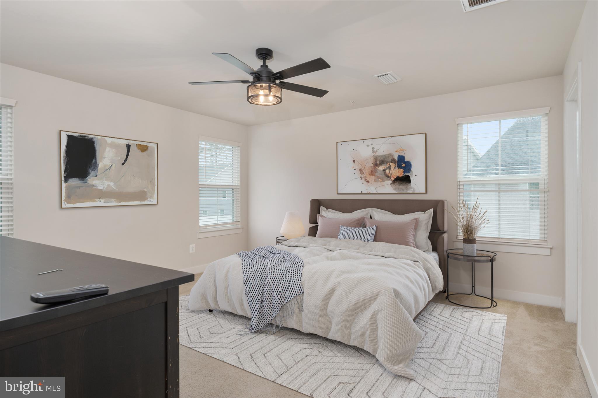 PERRY'S RETREAT - Residential