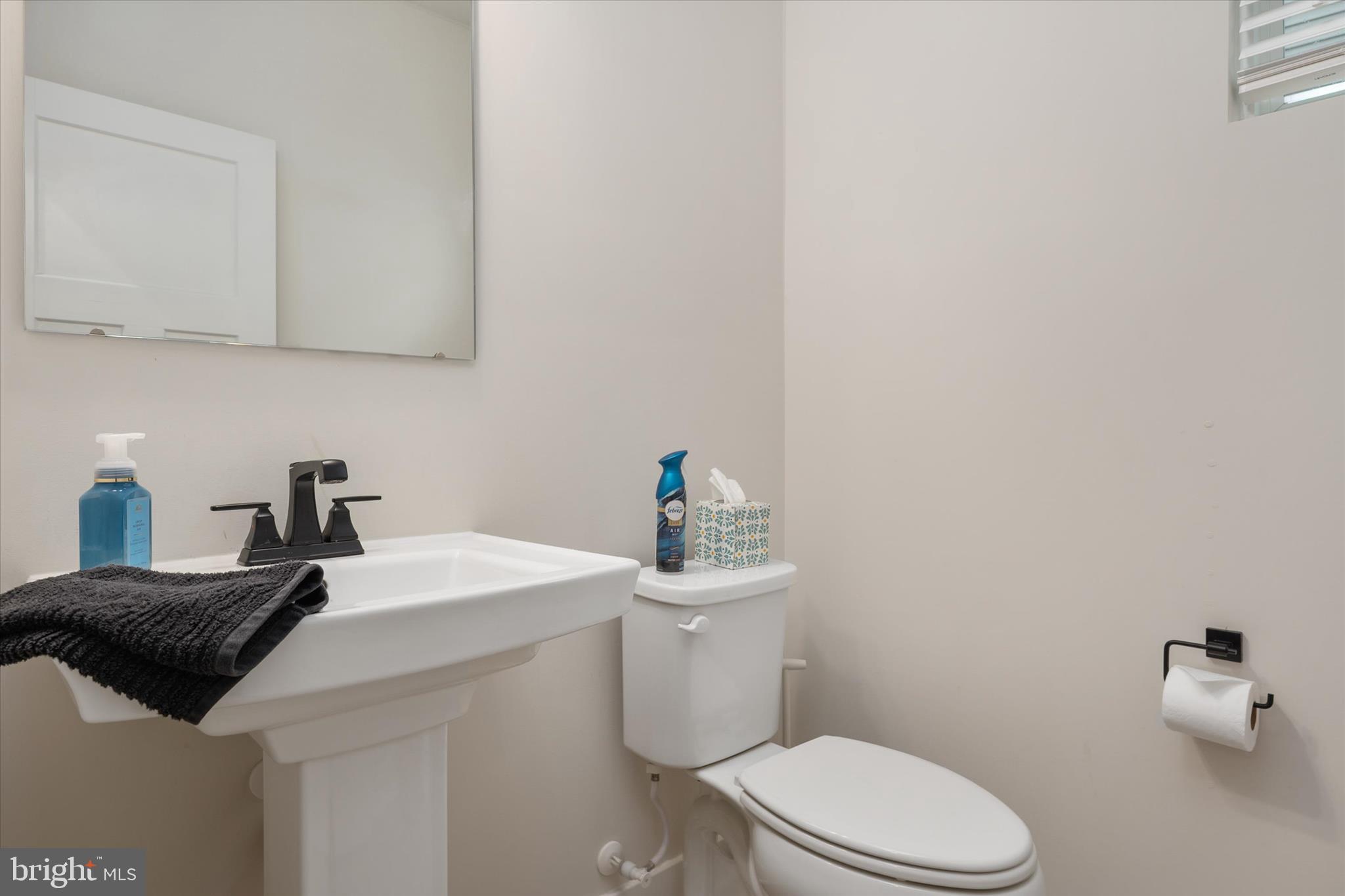 PERRY'S RETREAT - Residential