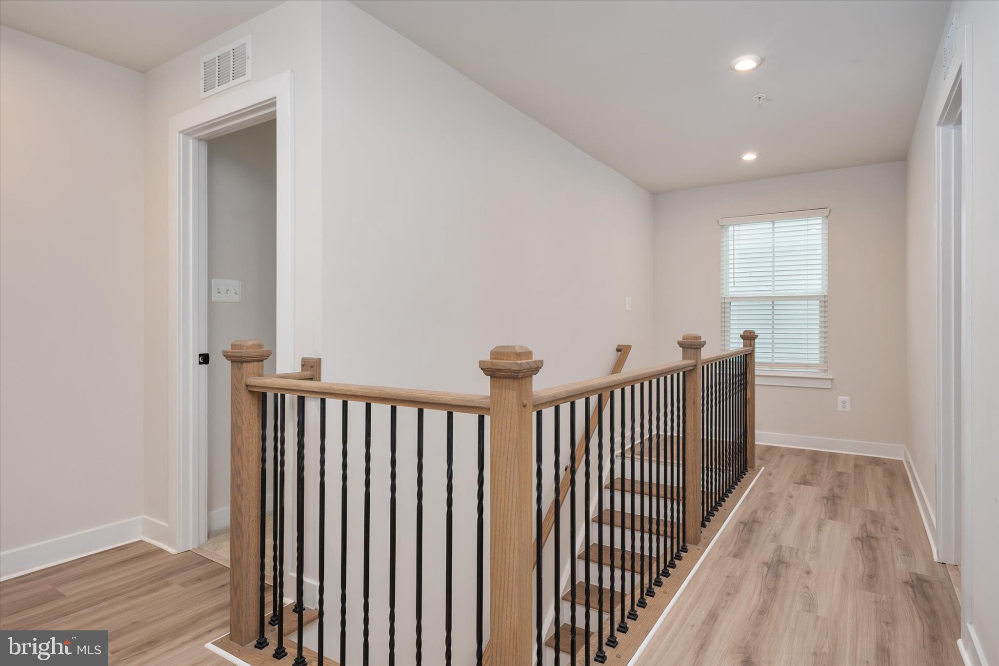 PERRY'S RETREAT - Residential