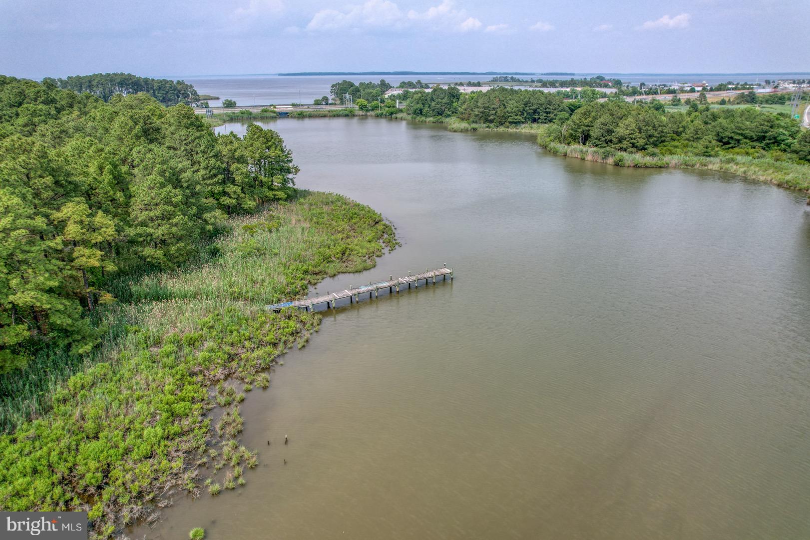 DUNDEE HARBOR - Residential