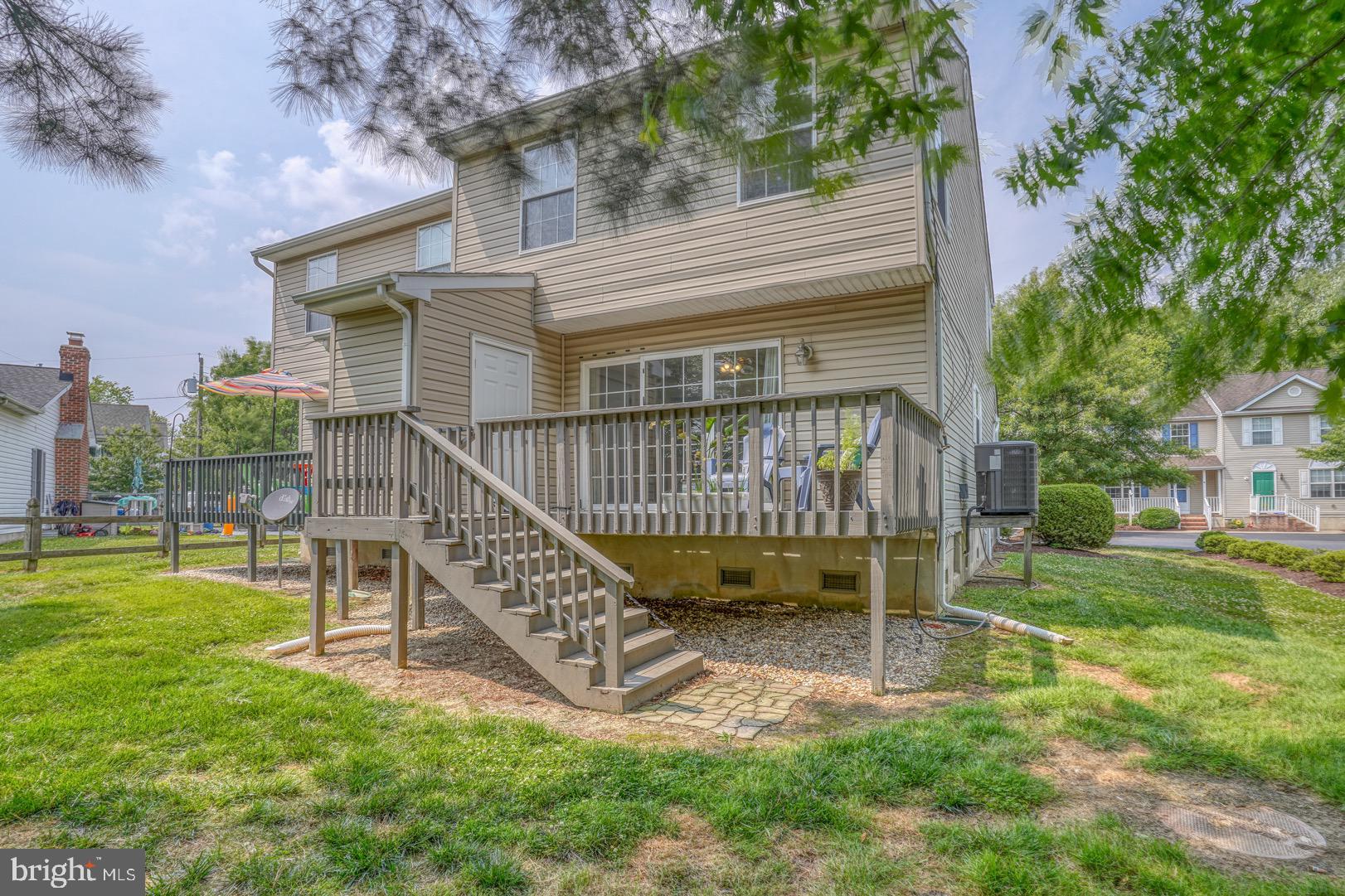 DUNDEE HARBOR - Residential