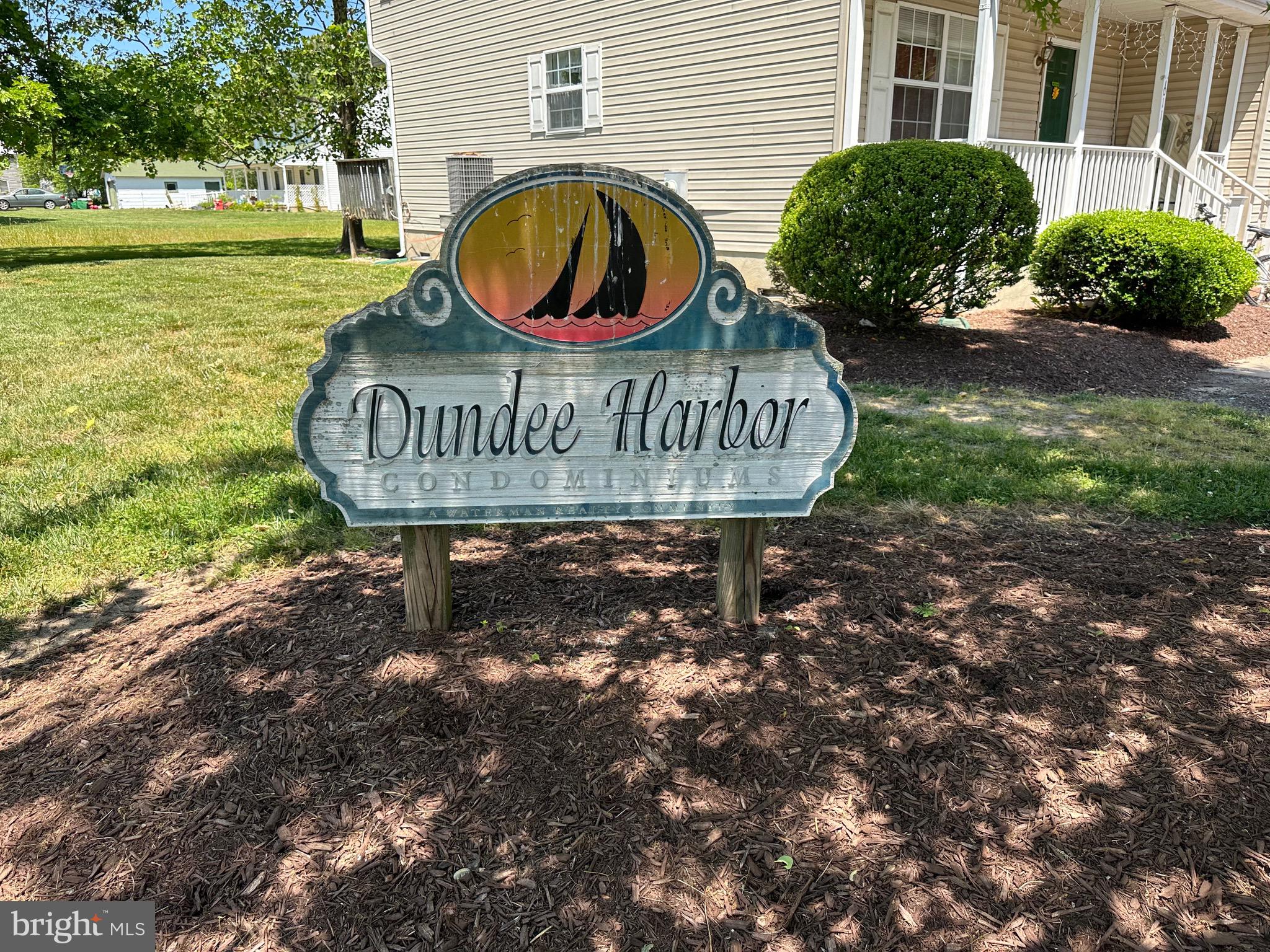 DUNDEE HARBOR - Residential