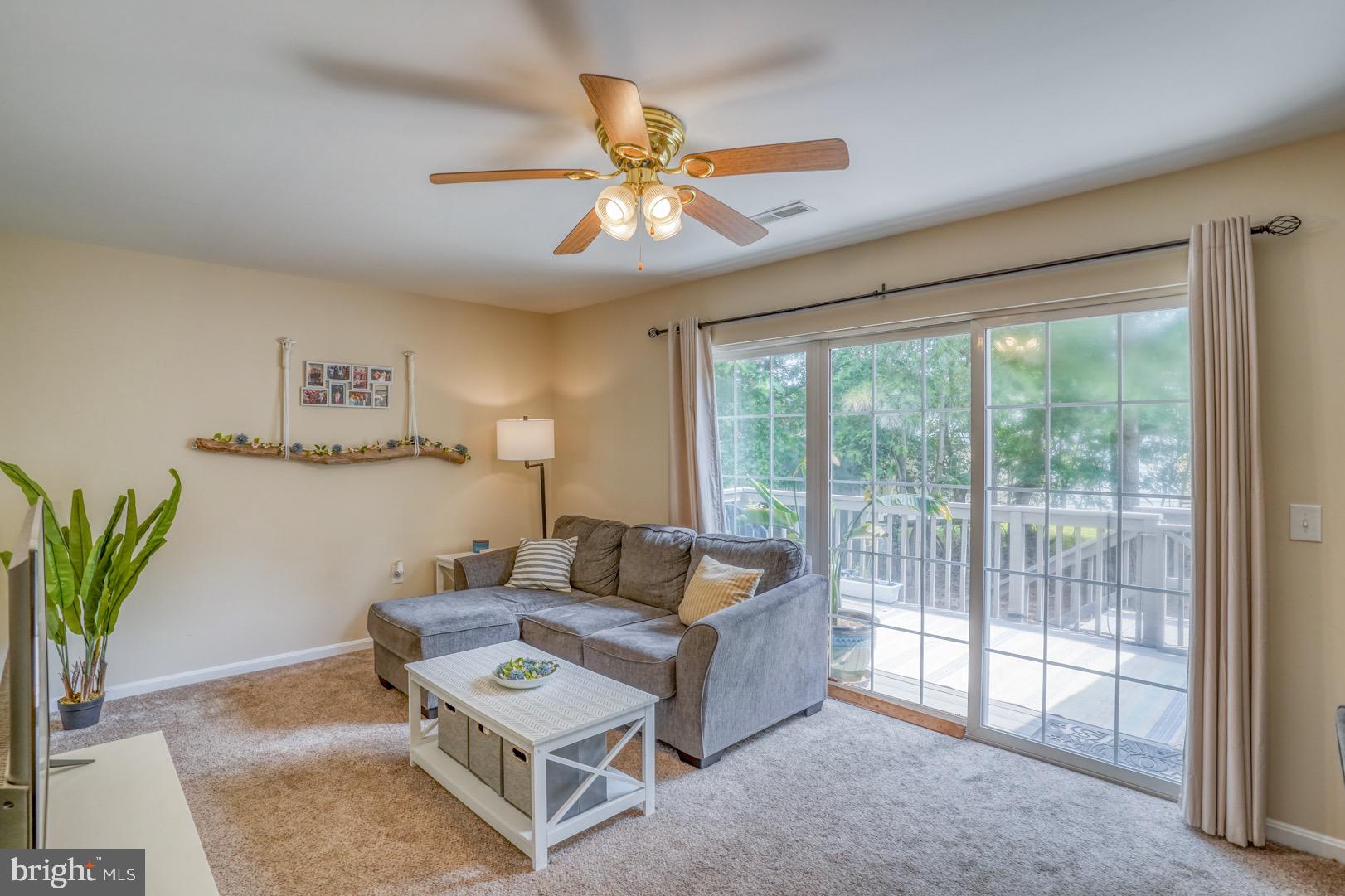 DUNDEE HARBOR - Residential