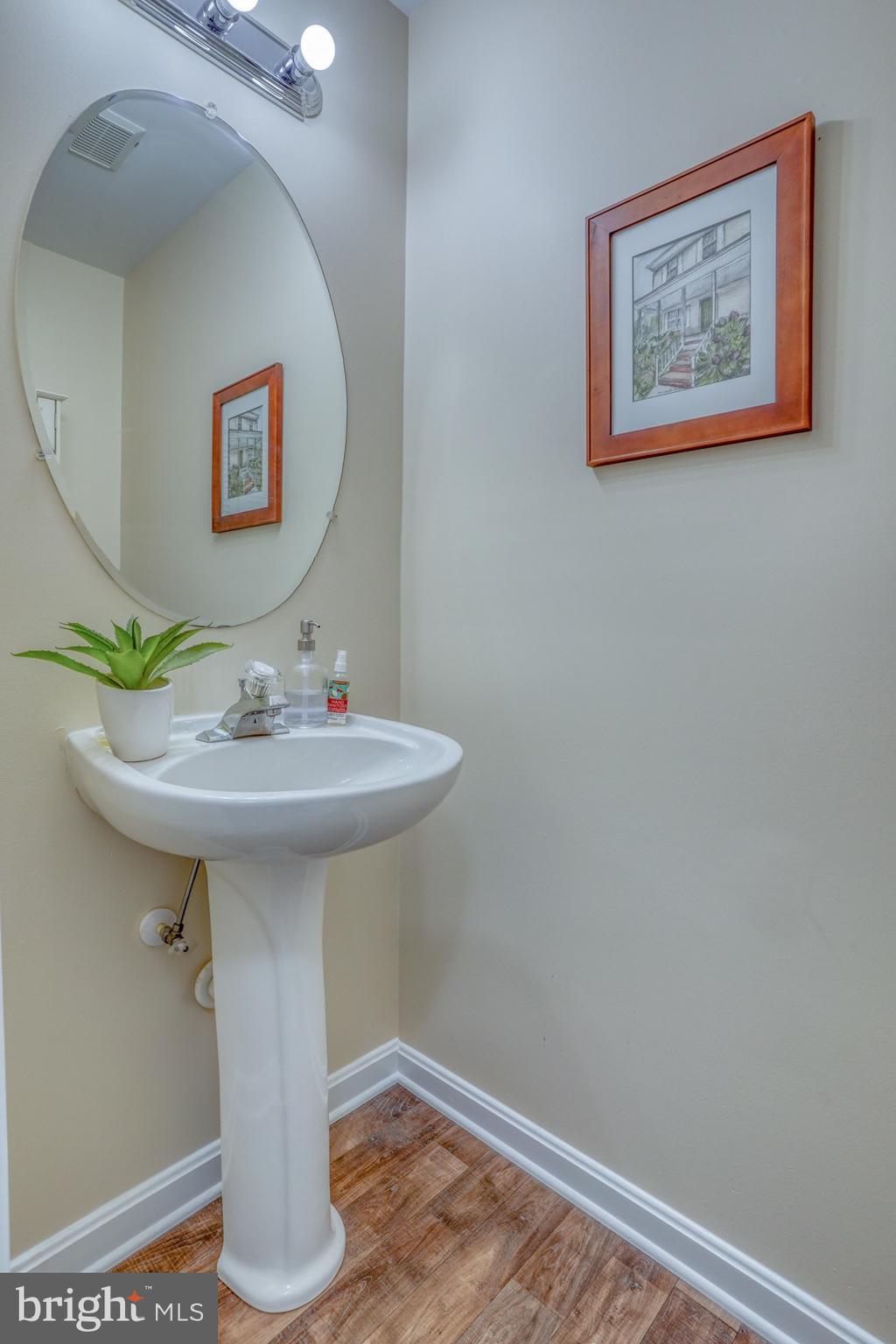 DUNDEE HARBOR - Residential