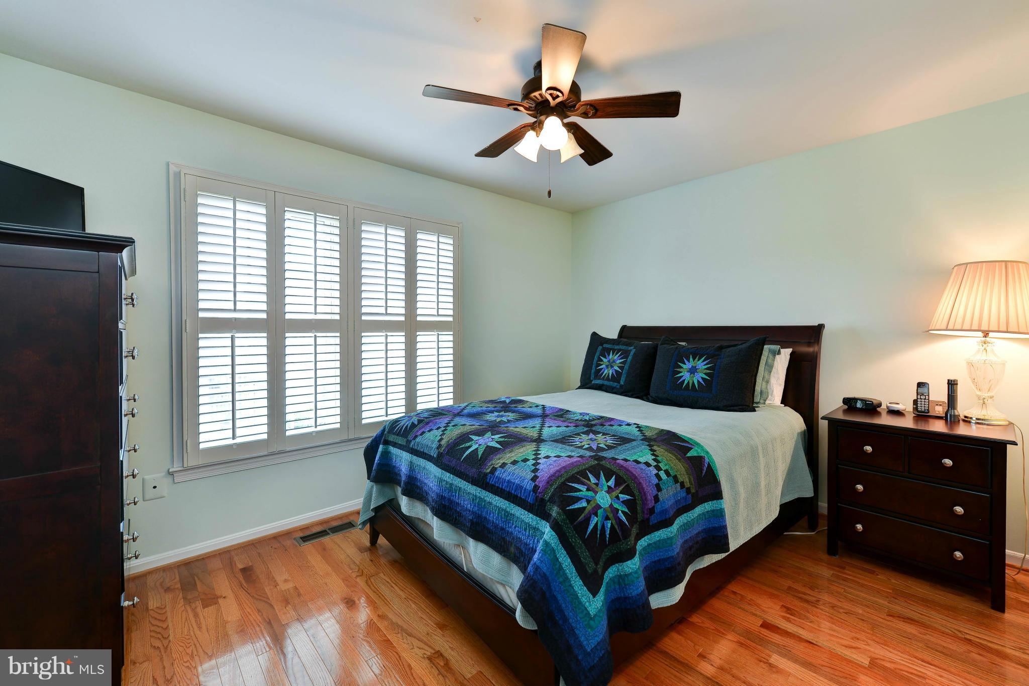 SOUTH KINGS STATION - Residential