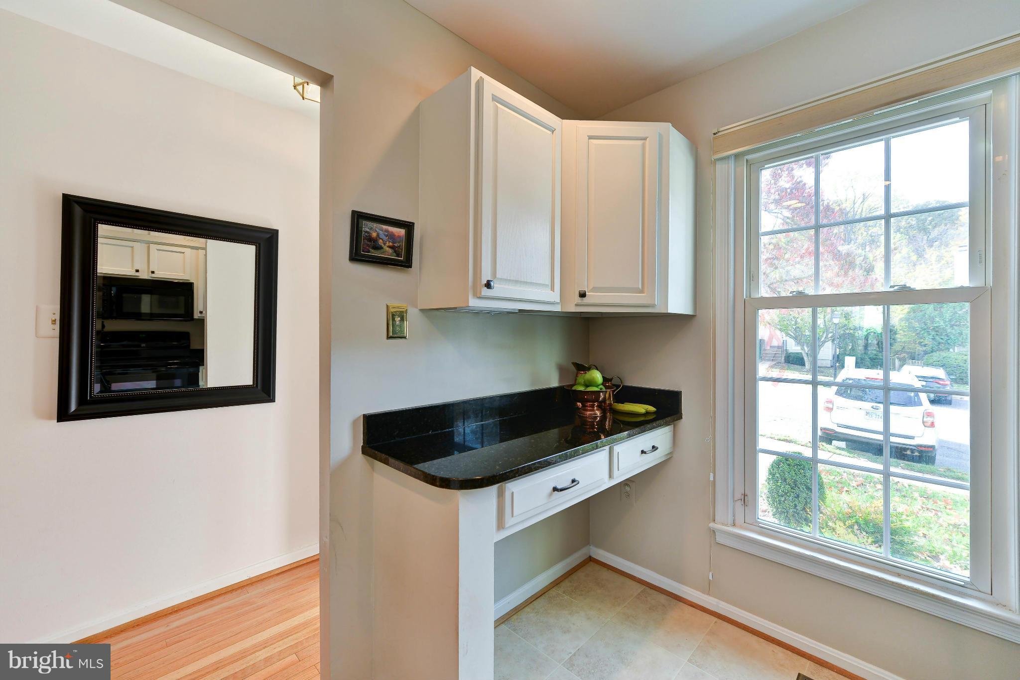 SOUTH KINGS STATION - Residential