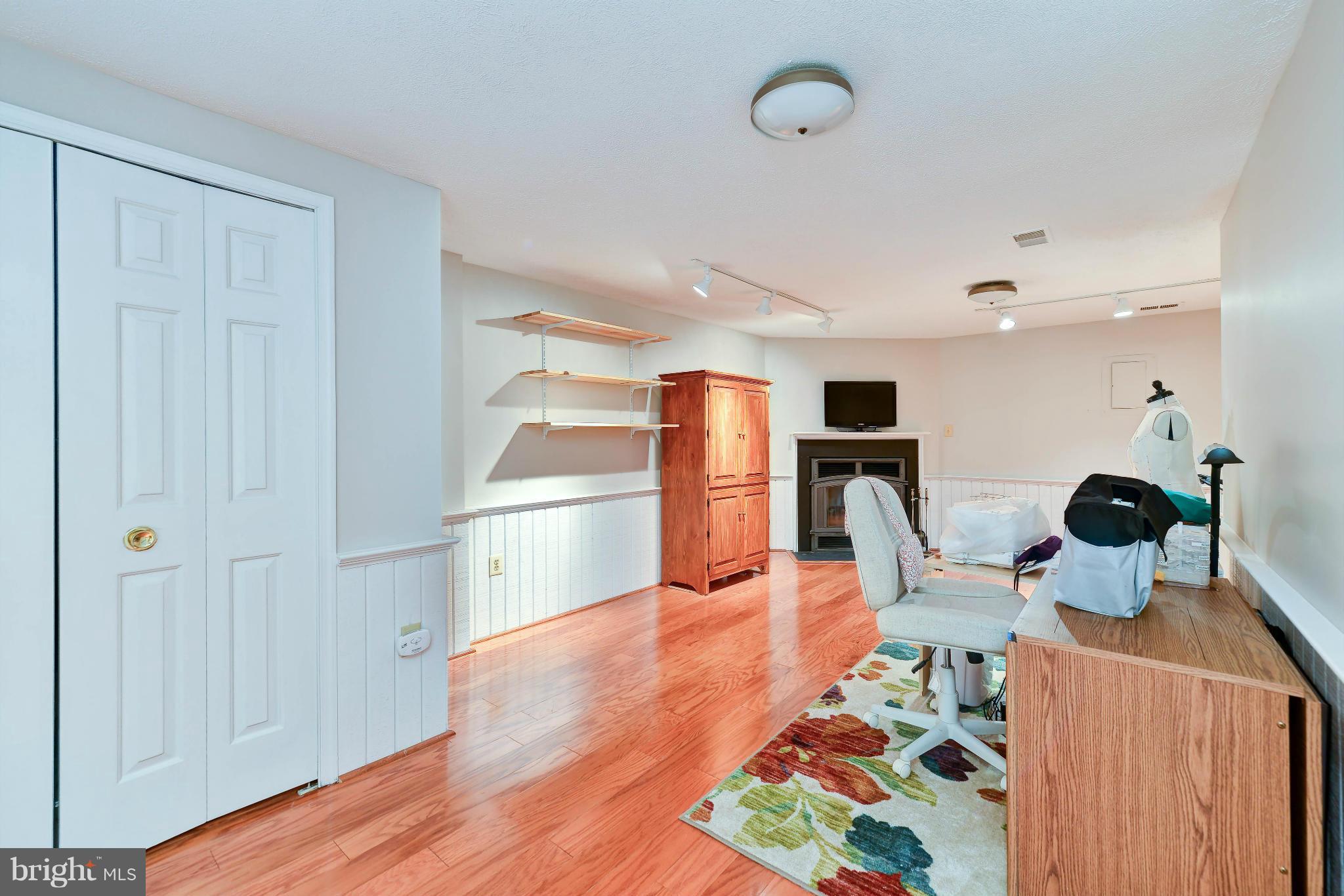 SOUTH KINGS STATION - Residential