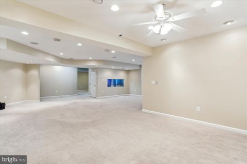 listing image 100