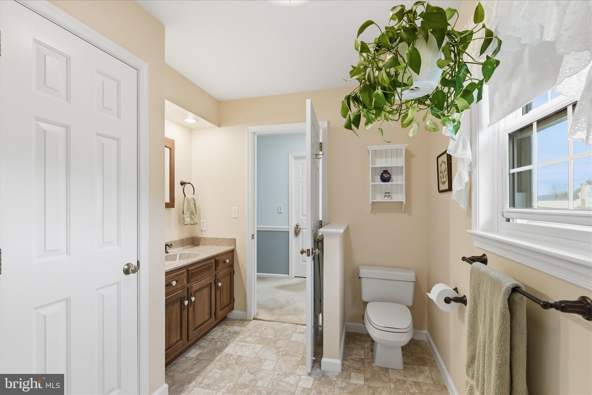 HI VIEW ESTATES - Residential