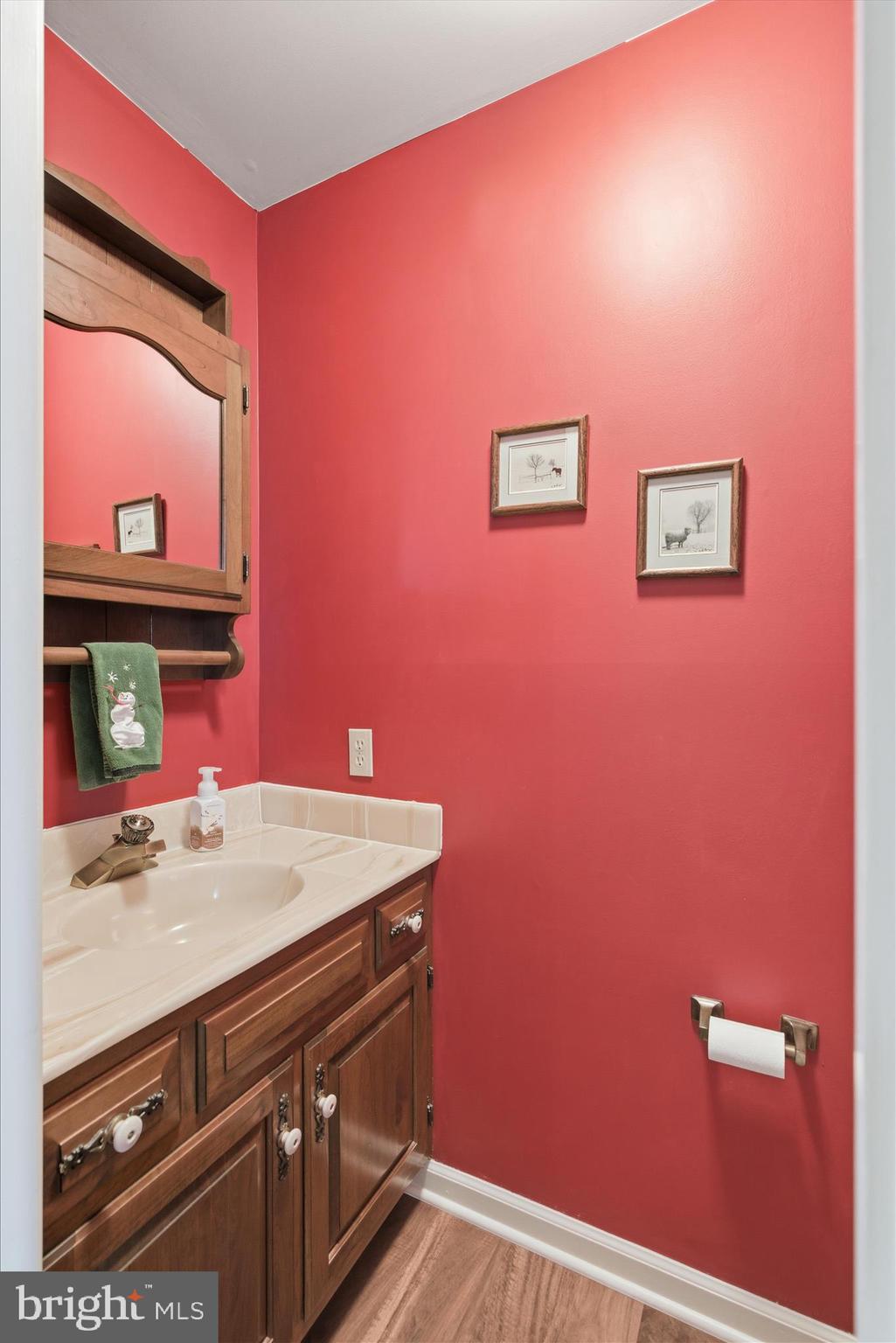 HI VIEW ESTATES - Residential