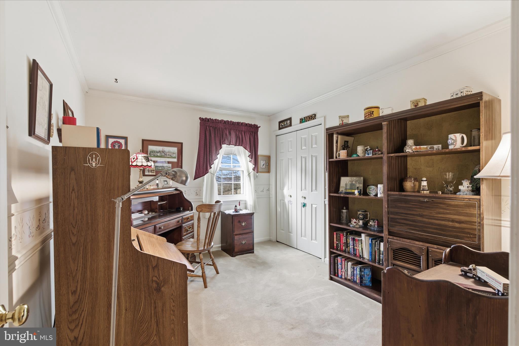 HI VIEW ESTATES - Residential