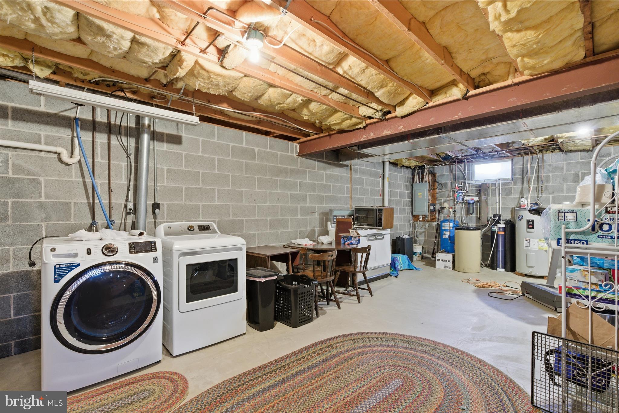 HI VIEW ESTATES - Residential