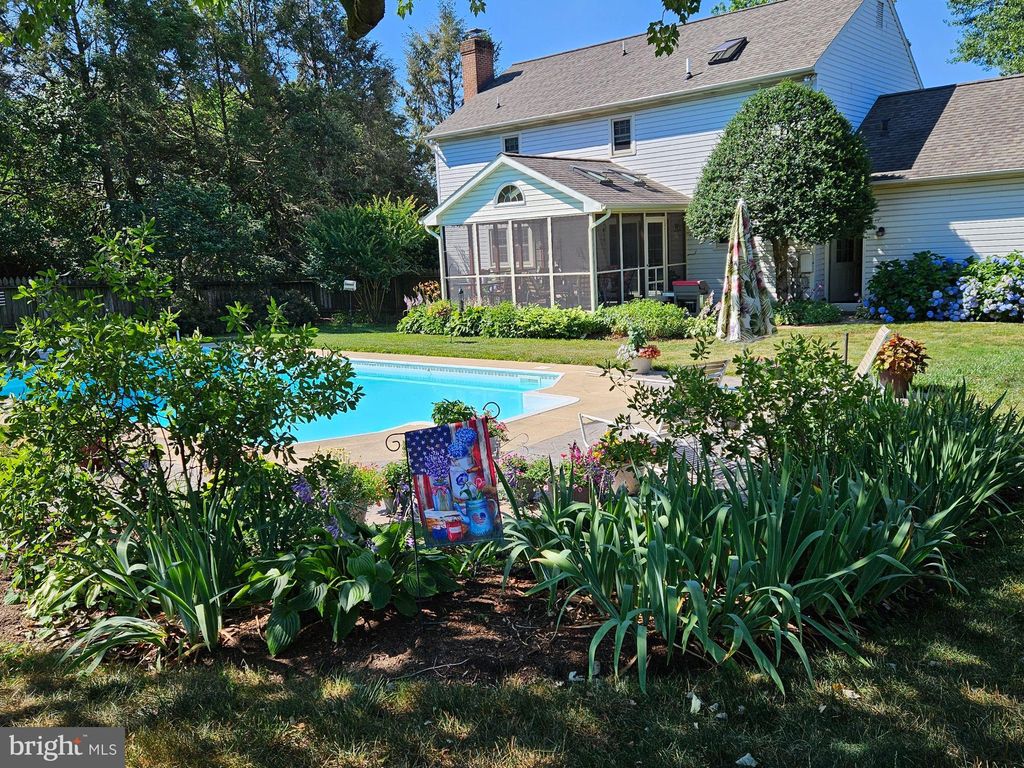 Photo of 546 Hi View Drive, LITITZ, PA 17543 (MLS # PALA2081244)