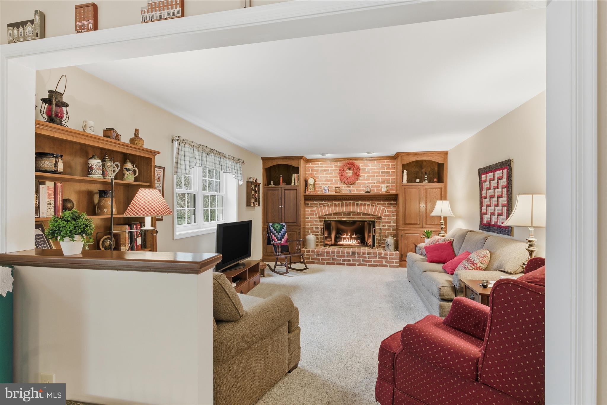 HI VIEW ESTATES - Residential