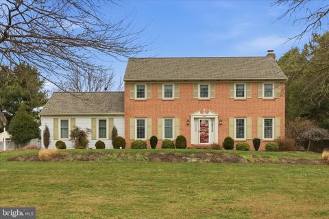 546 HI VIEW DRIVE LITITZ PA 17543