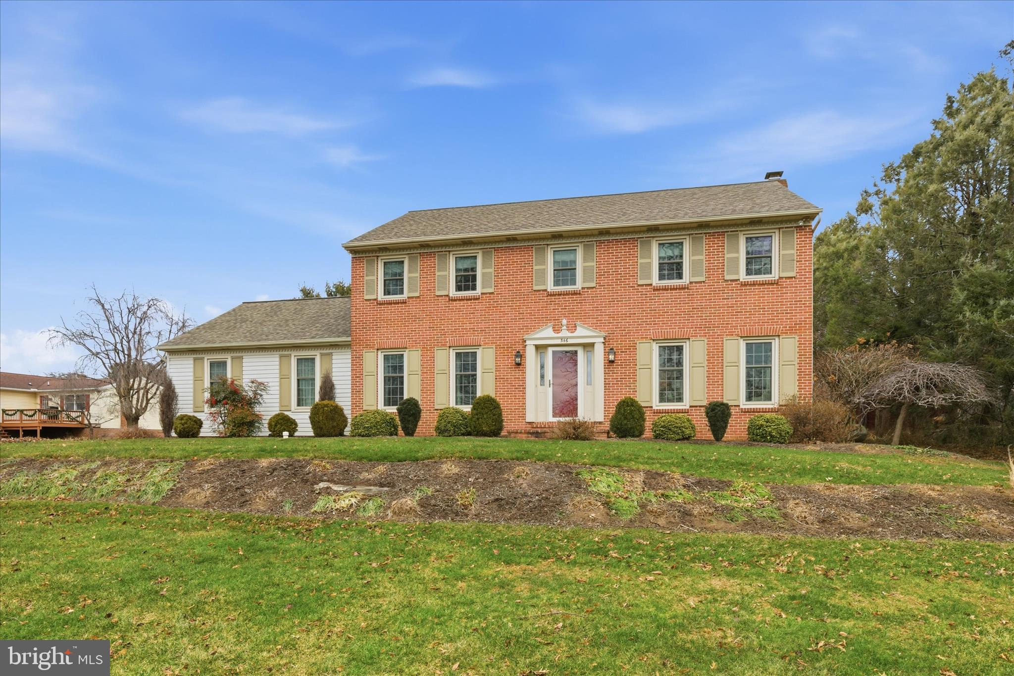 HI VIEW ESTATES - Residential