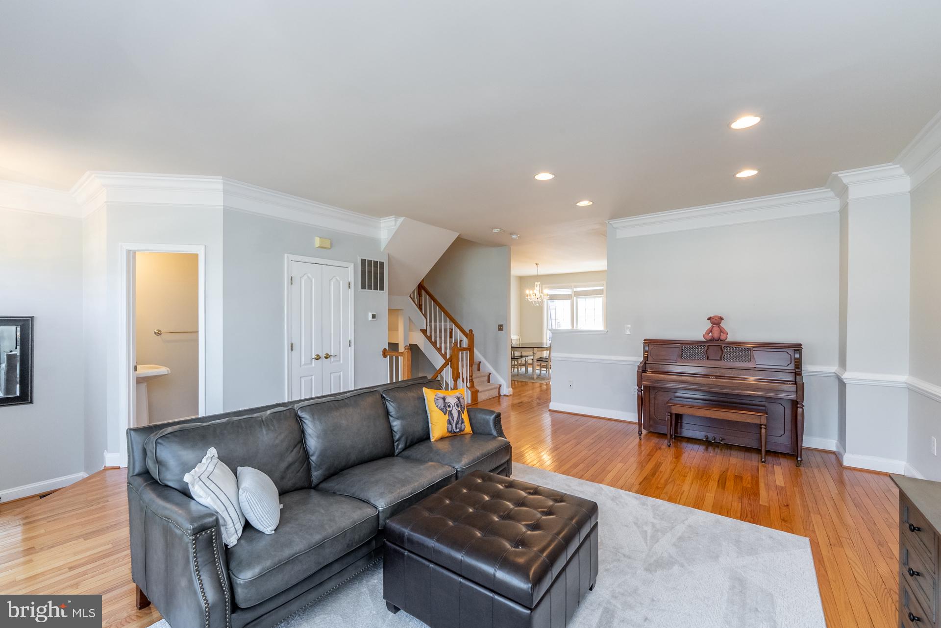 FAIRFAX CENTER - Residential Lease