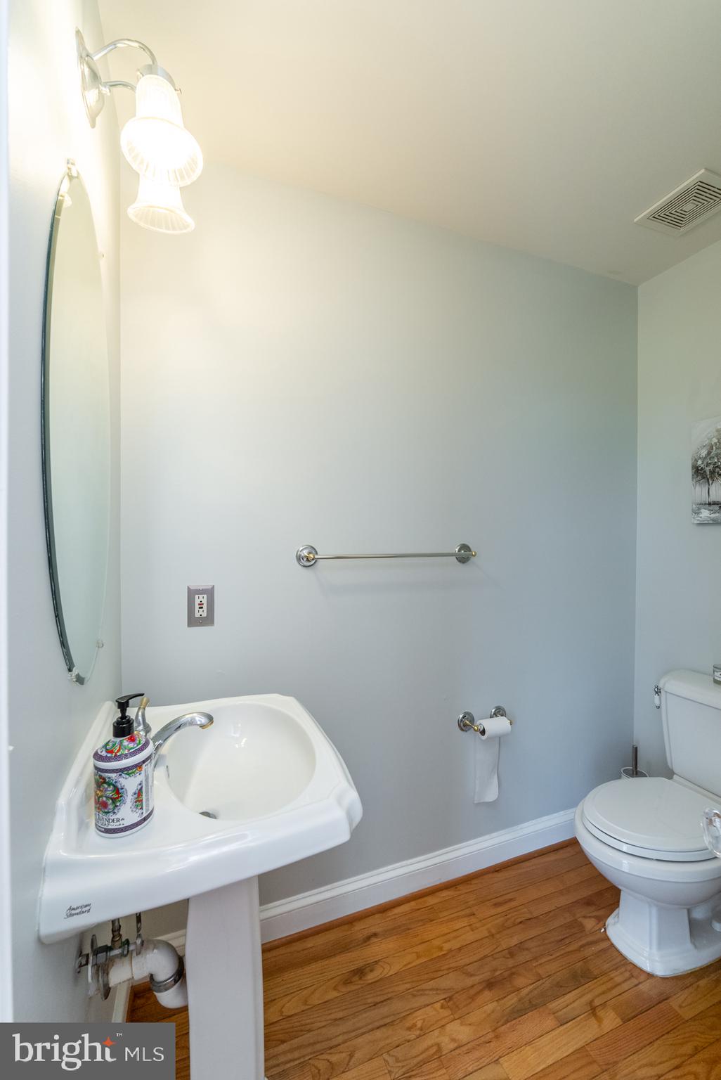 FAIRFAX CENTER - Residential Lease