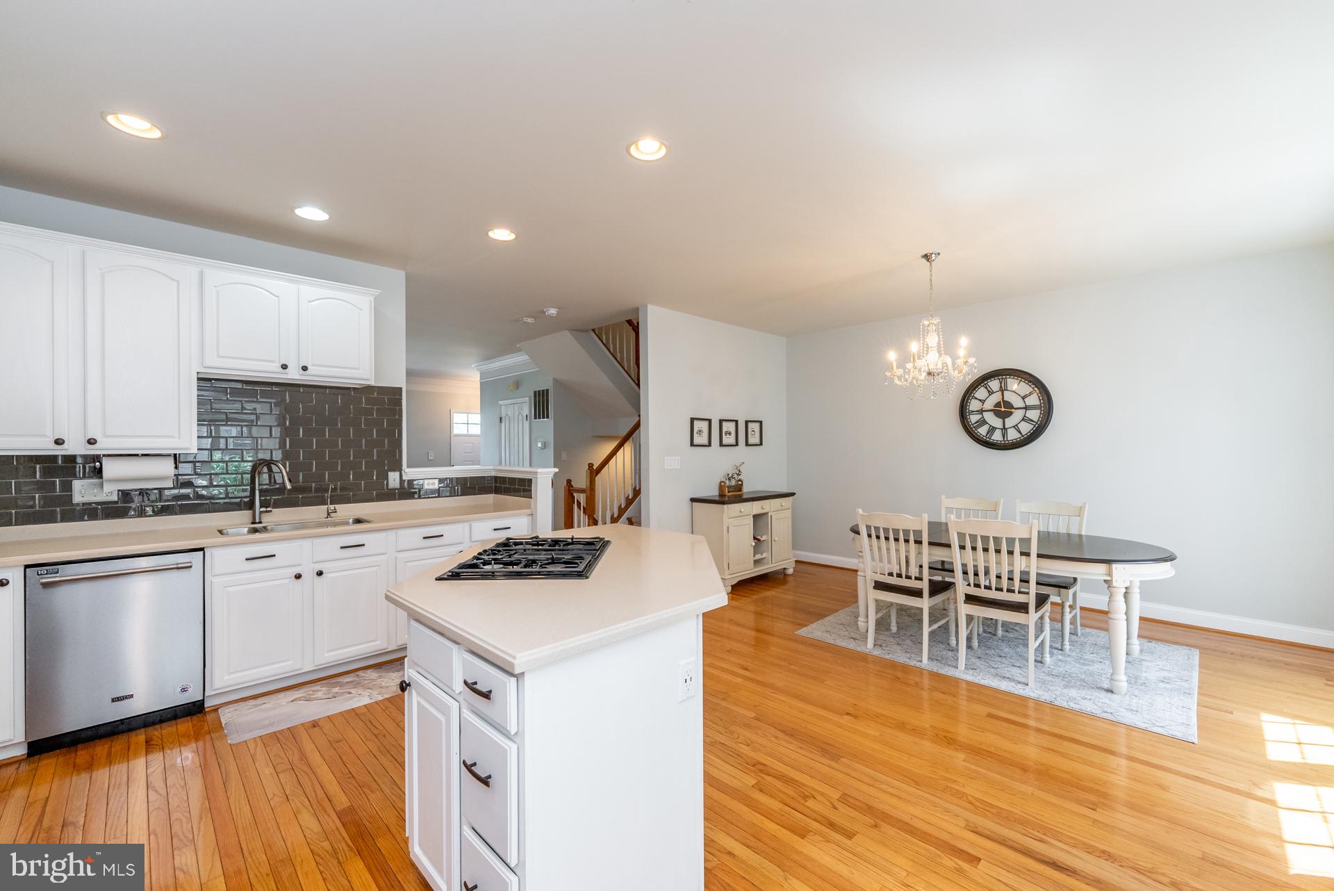 FAIRFAX CENTER - Residential Lease