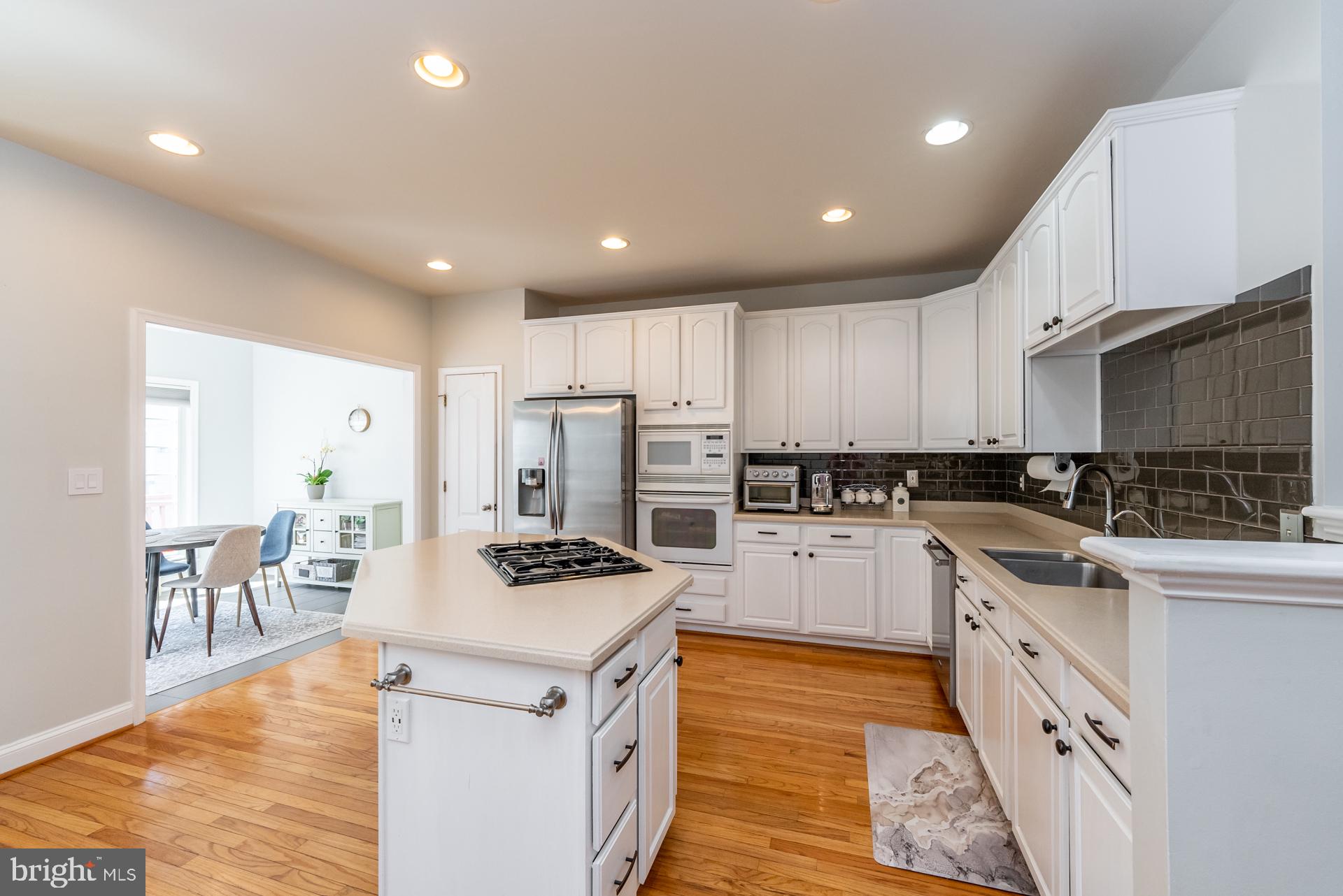 FAIRFAX CENTER - Residential Lease