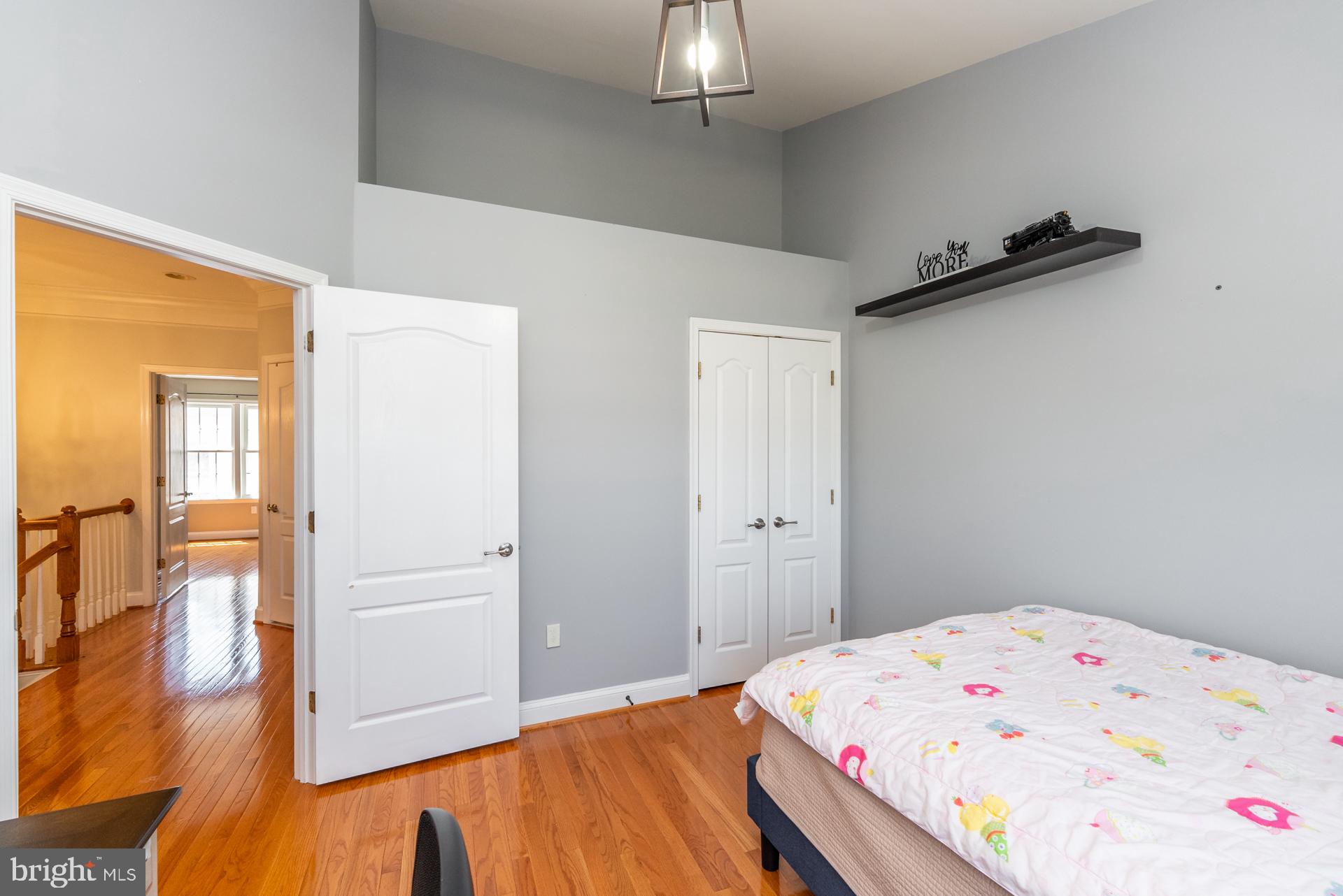 FAIRFAX CENTER - Residential Lease