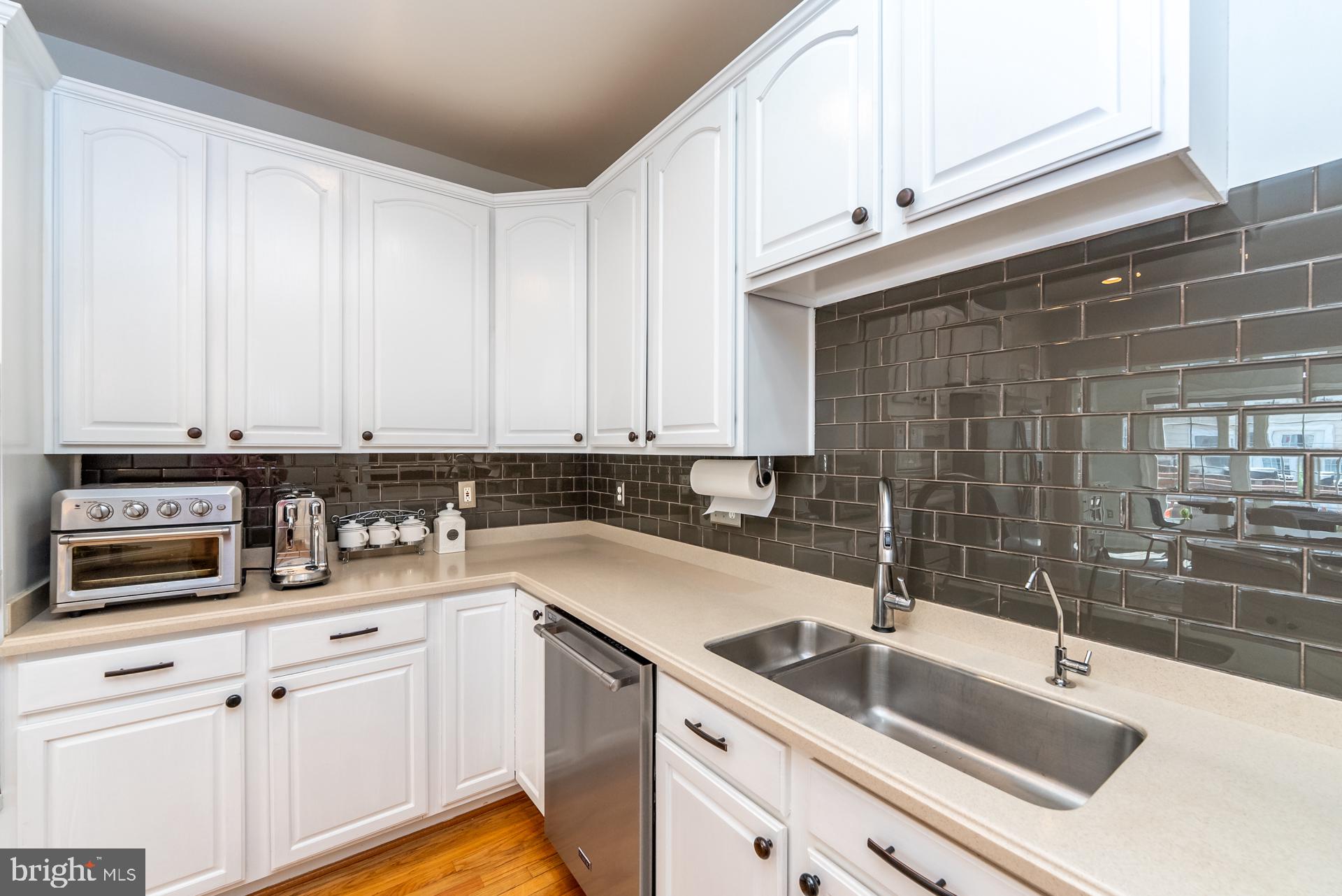 FAIRFAX CENTER - Residential Lease