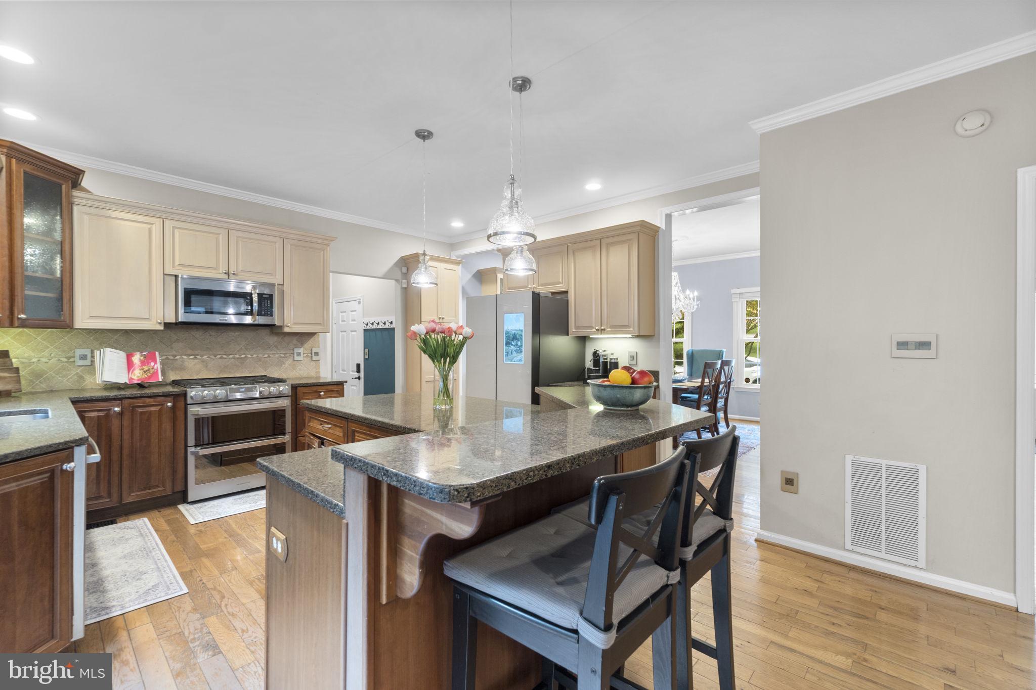 CRYSTAL SPRINGS ESTATES - Residential