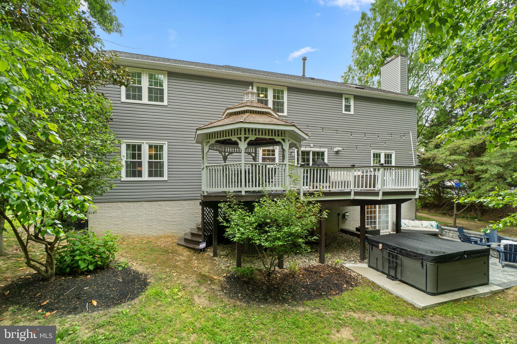 CRYSTAL SPRINGS ESTATES - Residential