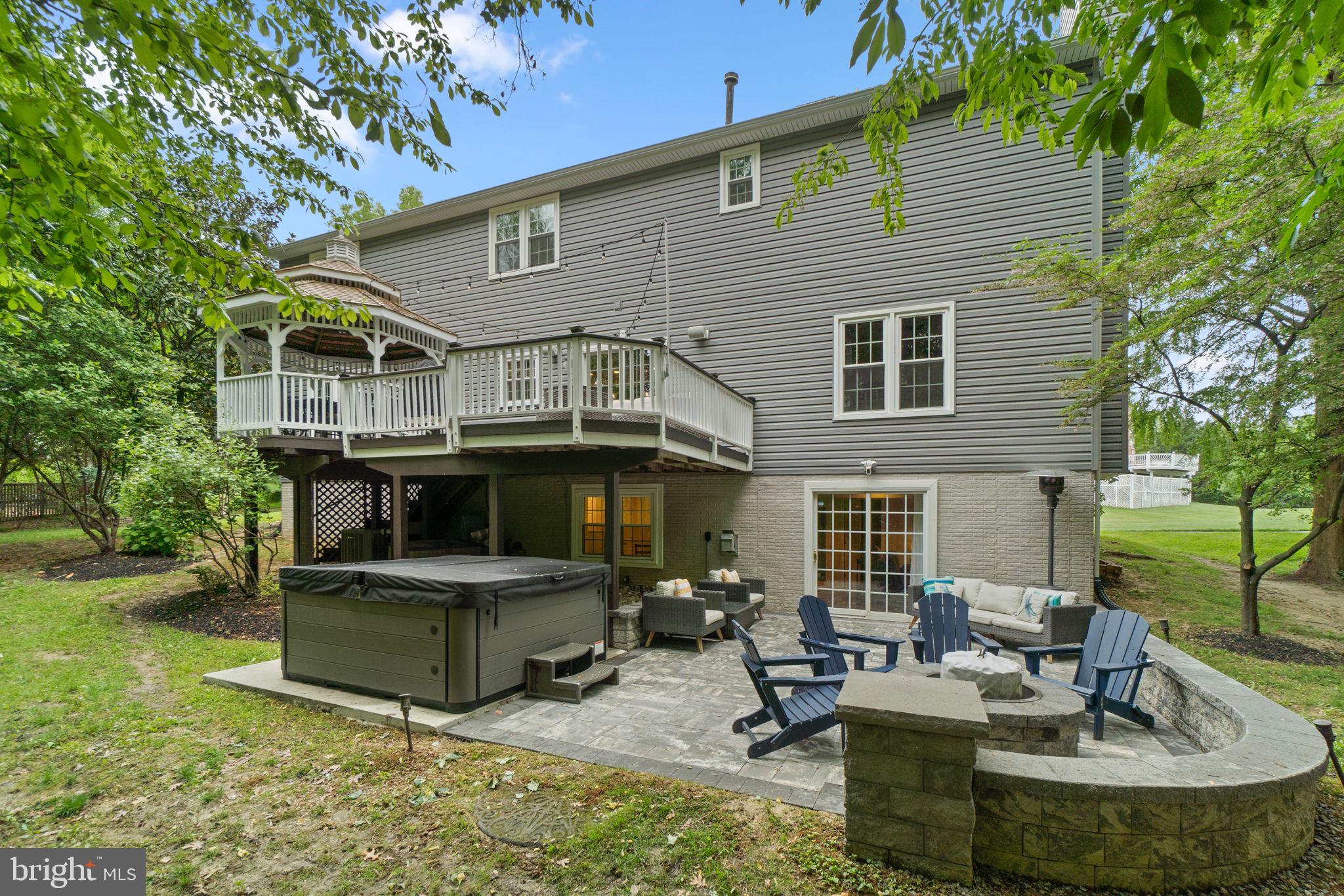 CRYSTAL SPRINGS ESTATES - Residential