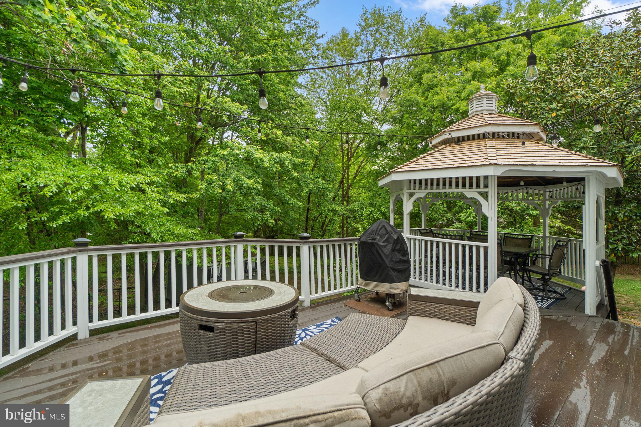 CRYSTAL SPRINGS ESTATES - Residential