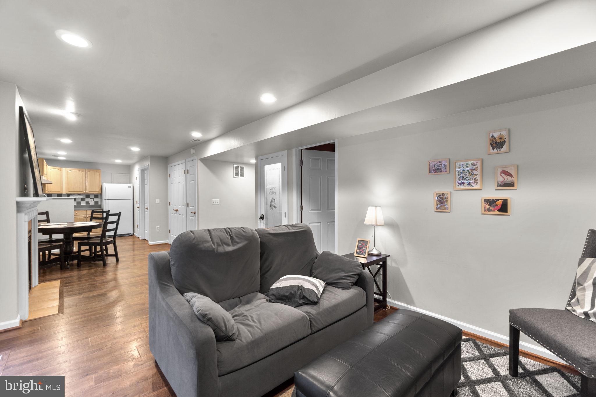 CRYSTAL SPRINGS ESTATES - Residential