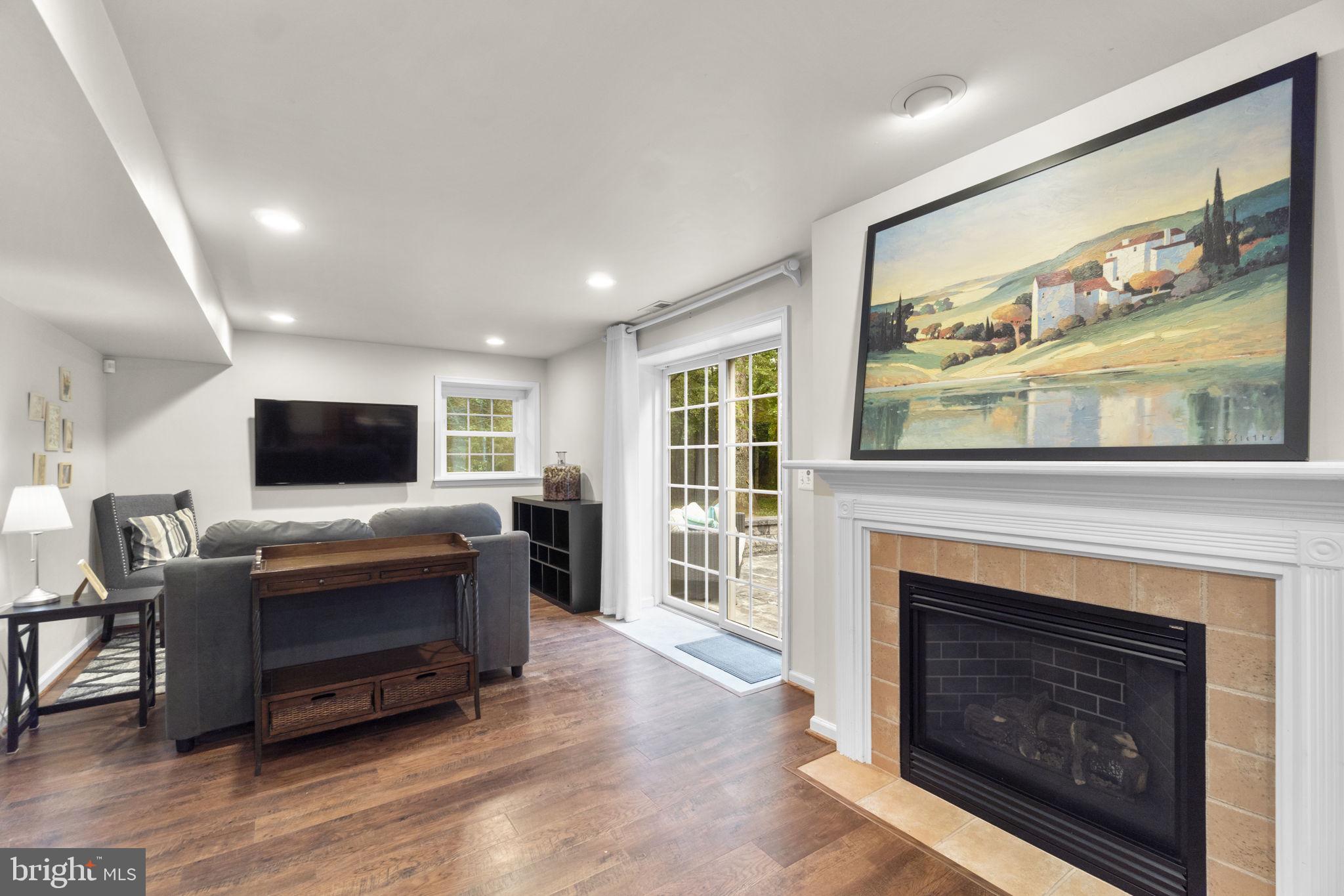 CRYSTAL SPRINGS ESTATES - Residential