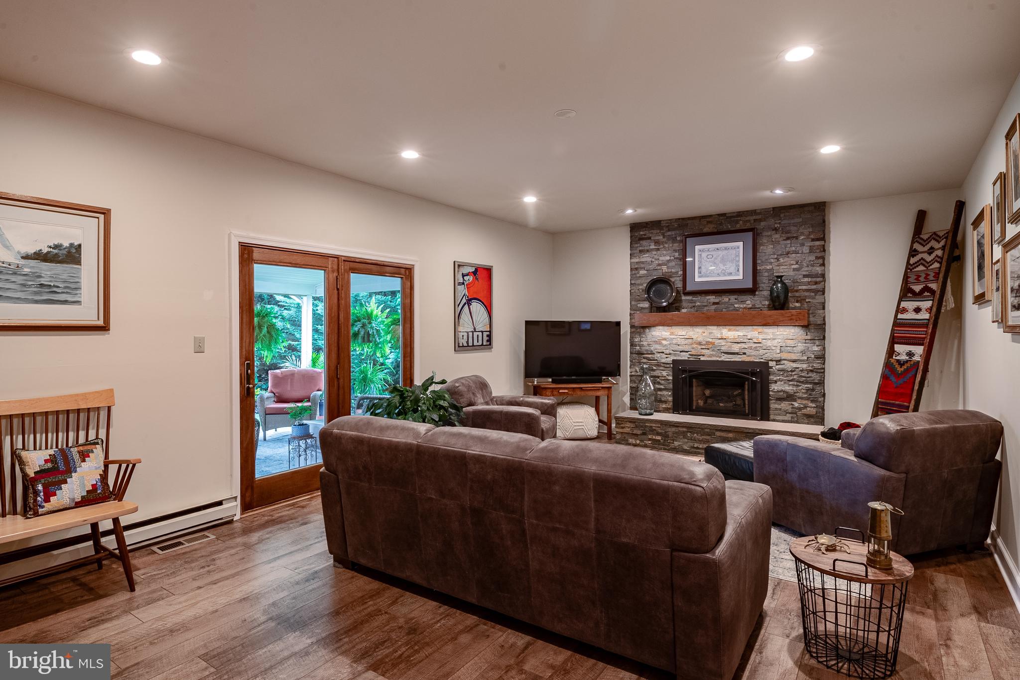 MAIDENCREEK - Residential