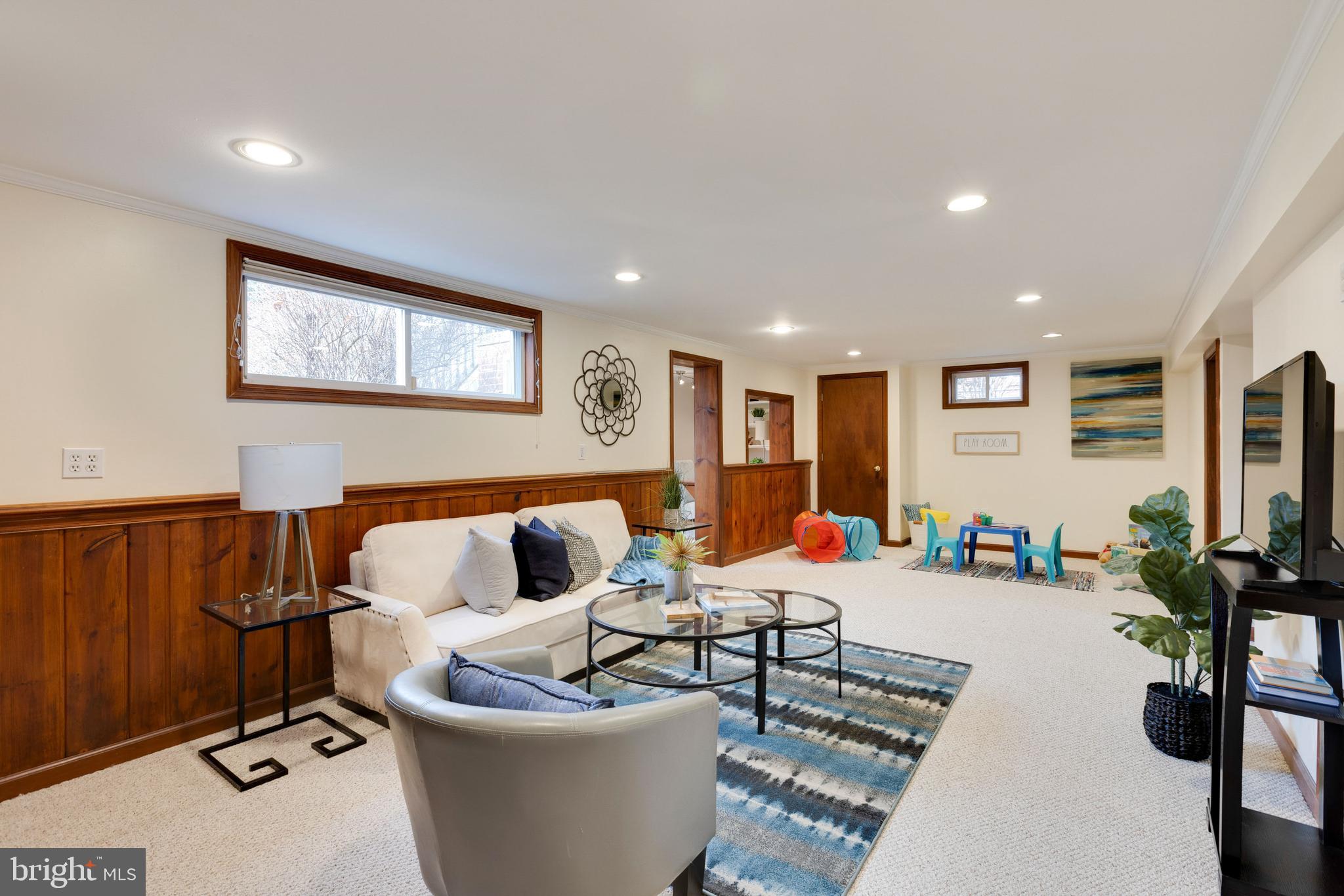 CARROLL KNOLLS - Residential