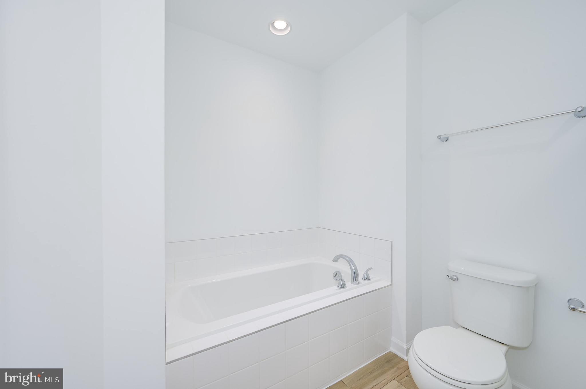 MCCAULEY CROSSING - Residential