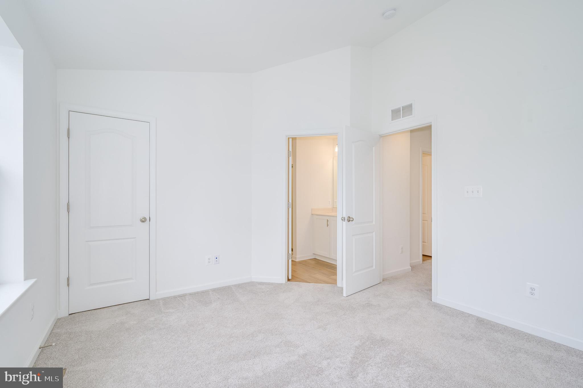 MCCAULEY CROSSING - Residential