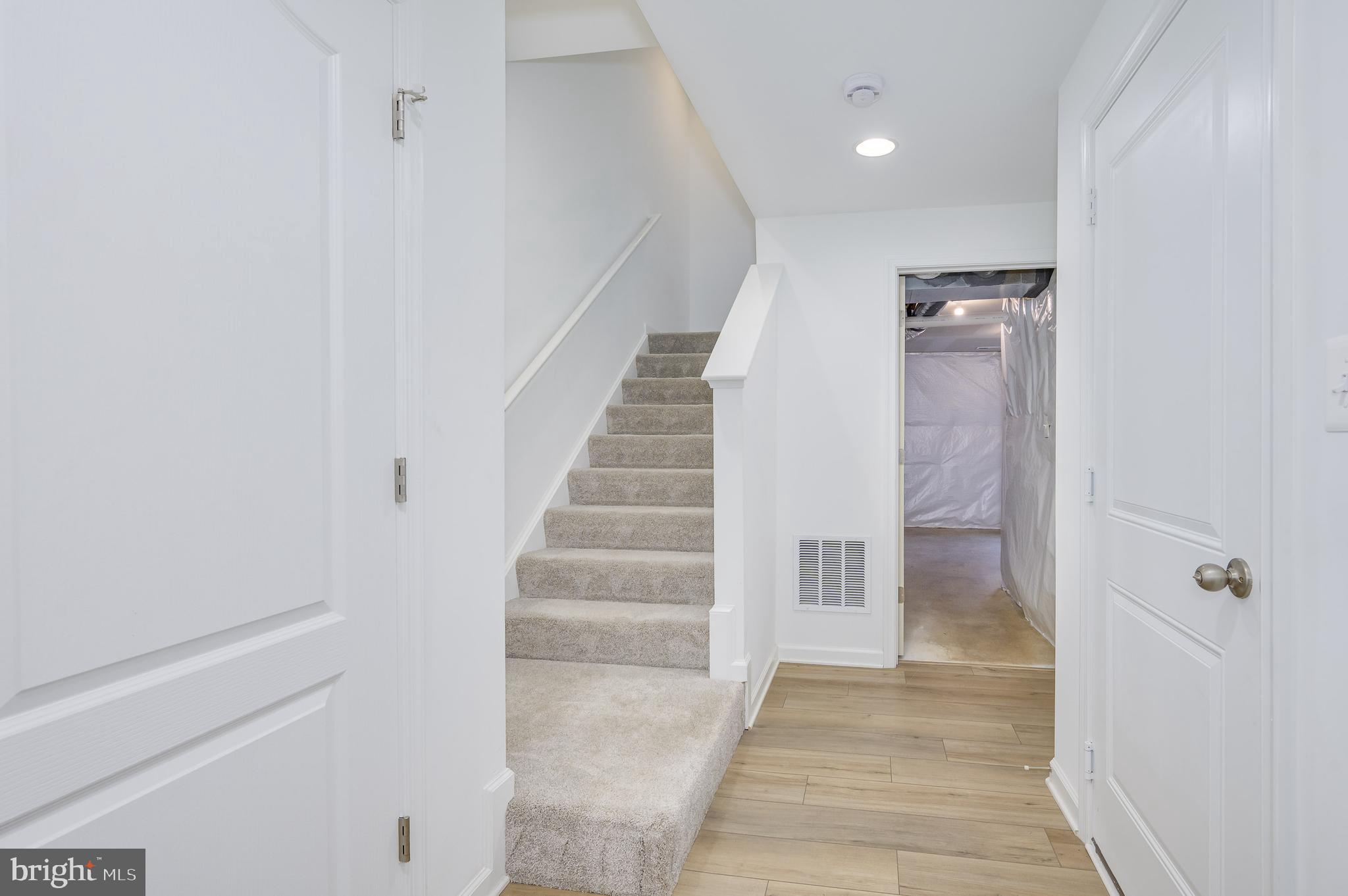 MCCAULEY CROSSING - Residential