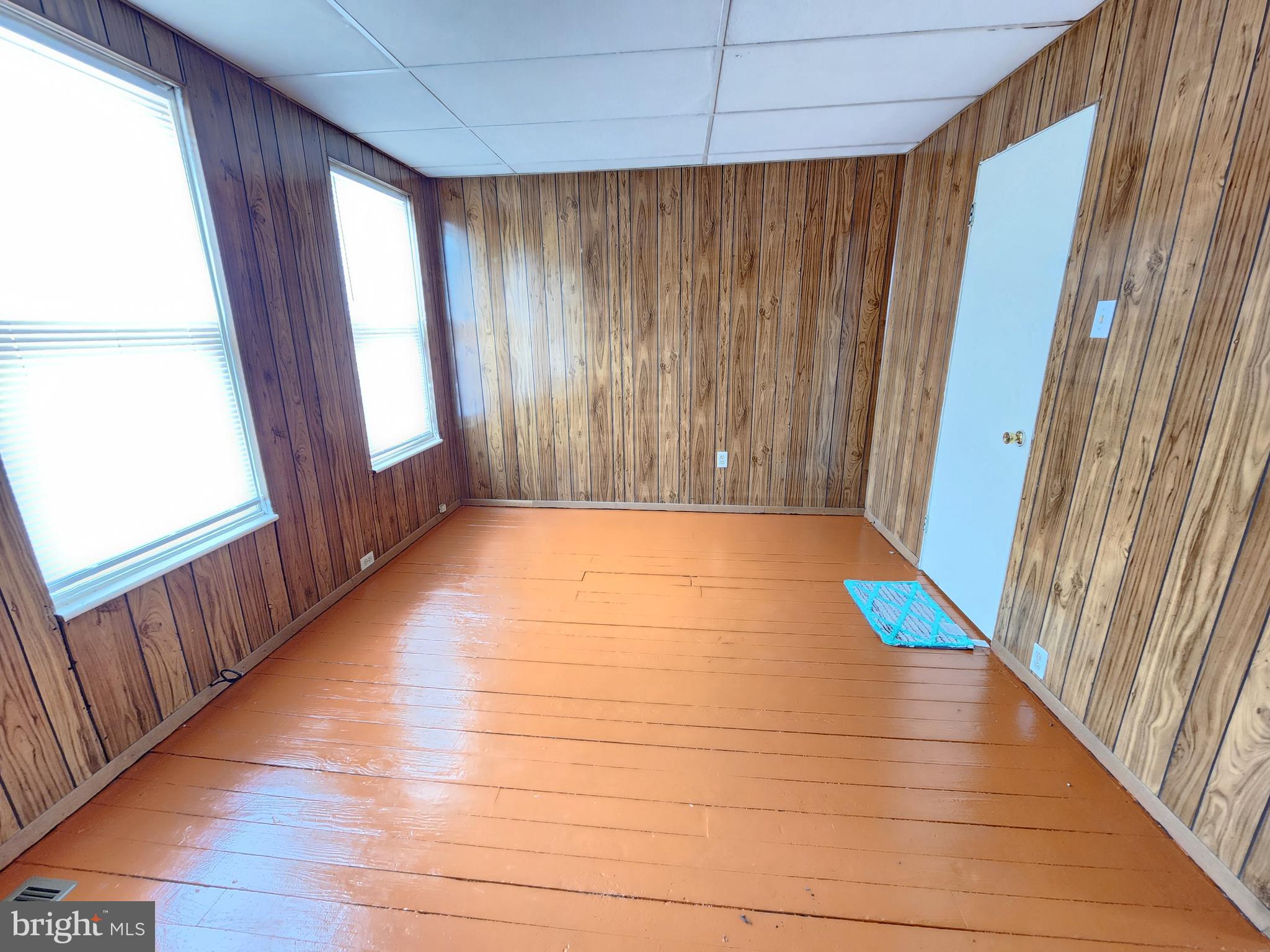 LANCASTER - Residential