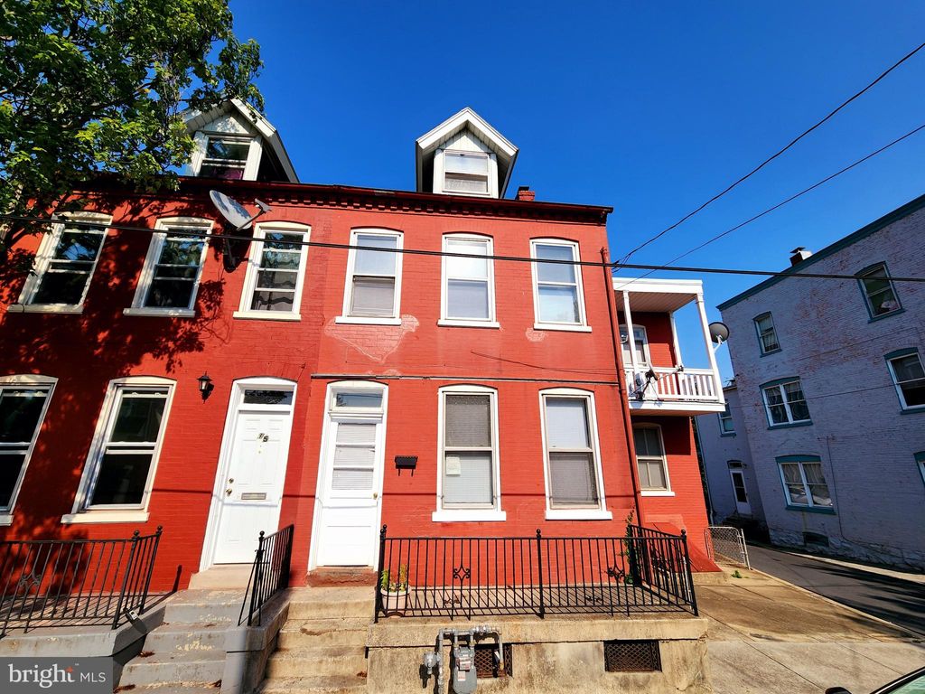 Photo of 17 Coral Street, LANCASTER, PA 17603 (MLS # PALA2077686)