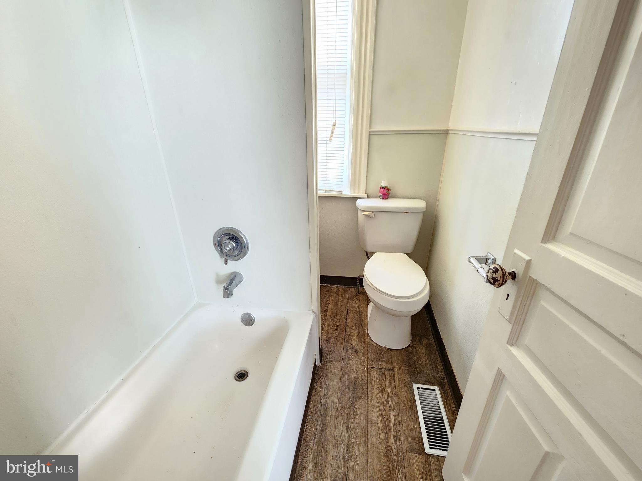 LANCASTER - Residential