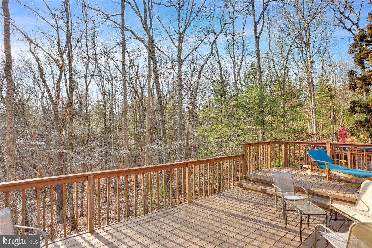 HESSIAN PINES - Residential