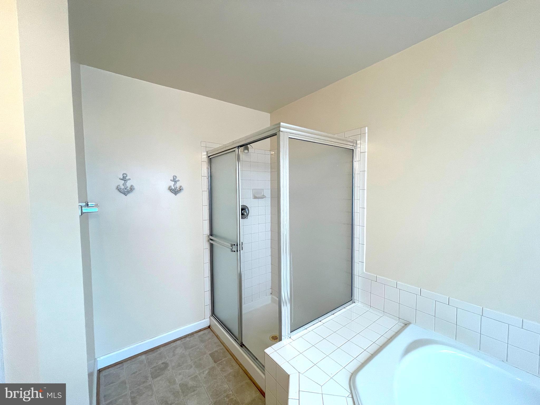 KEDGES STRAIT - Residential Lease