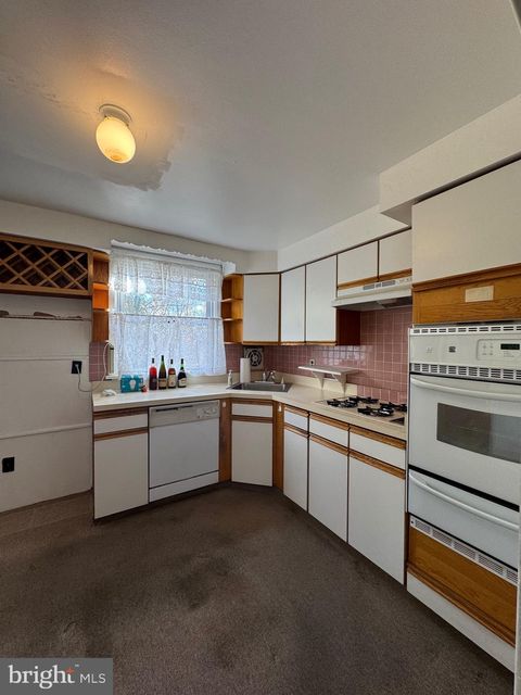 Tiny photo for 9821 Verree Road, PHILADELPHIA, PA 19115 (MLS # PAPH2566602)