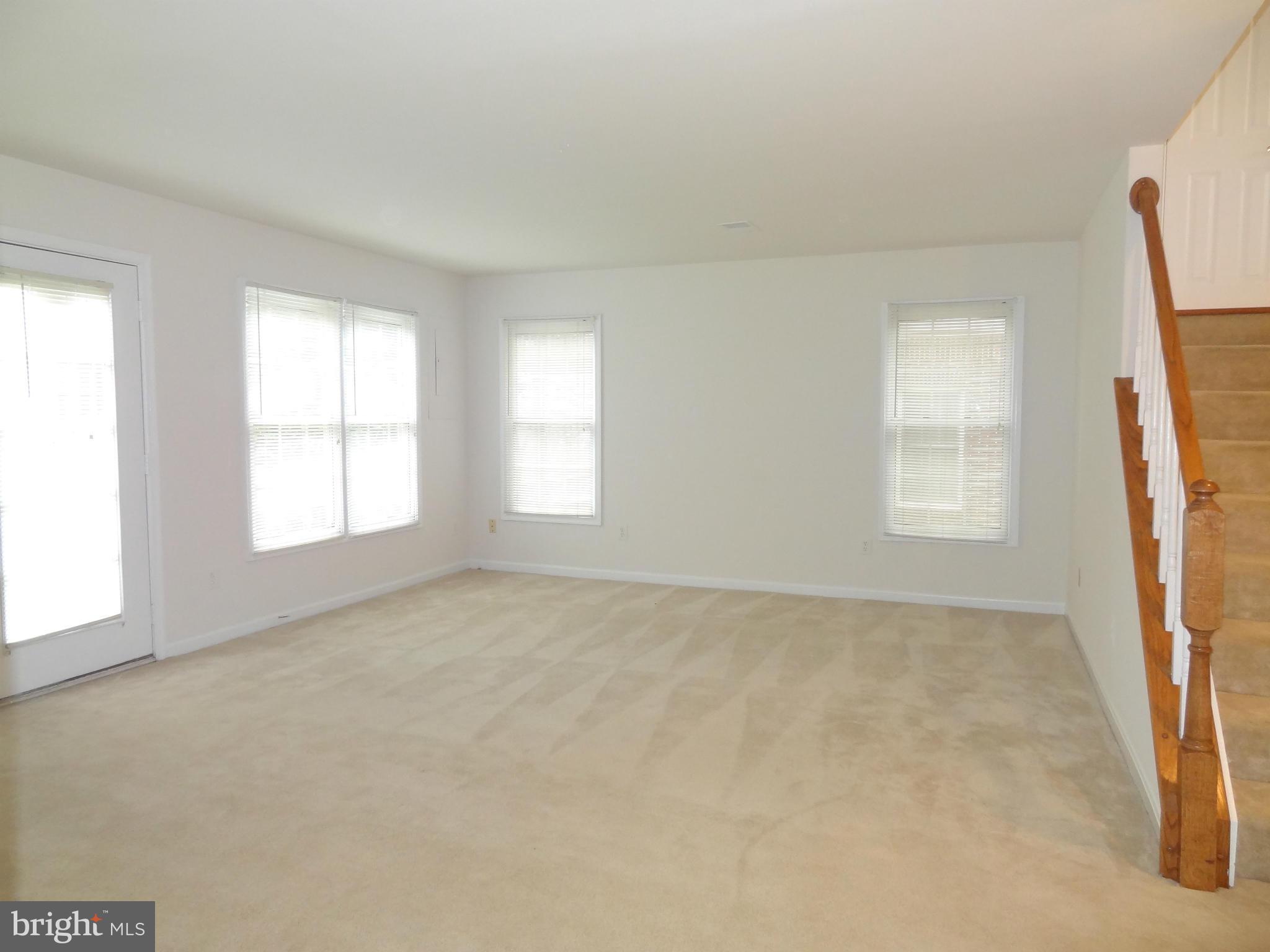 KINGSTOWNE - Residential Lease