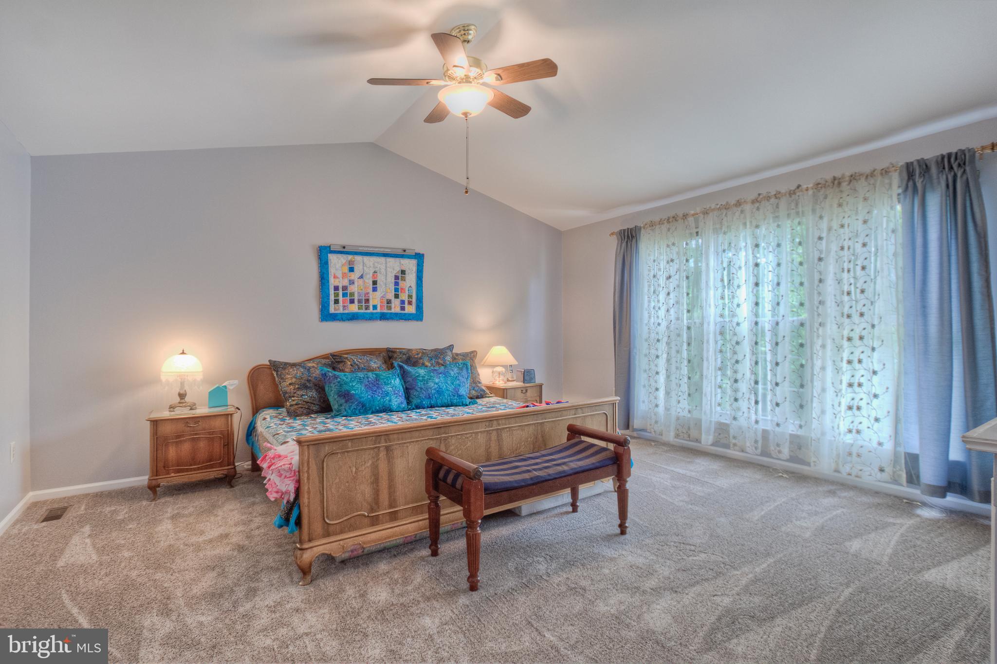 TWIN OAKS FARM - Residential