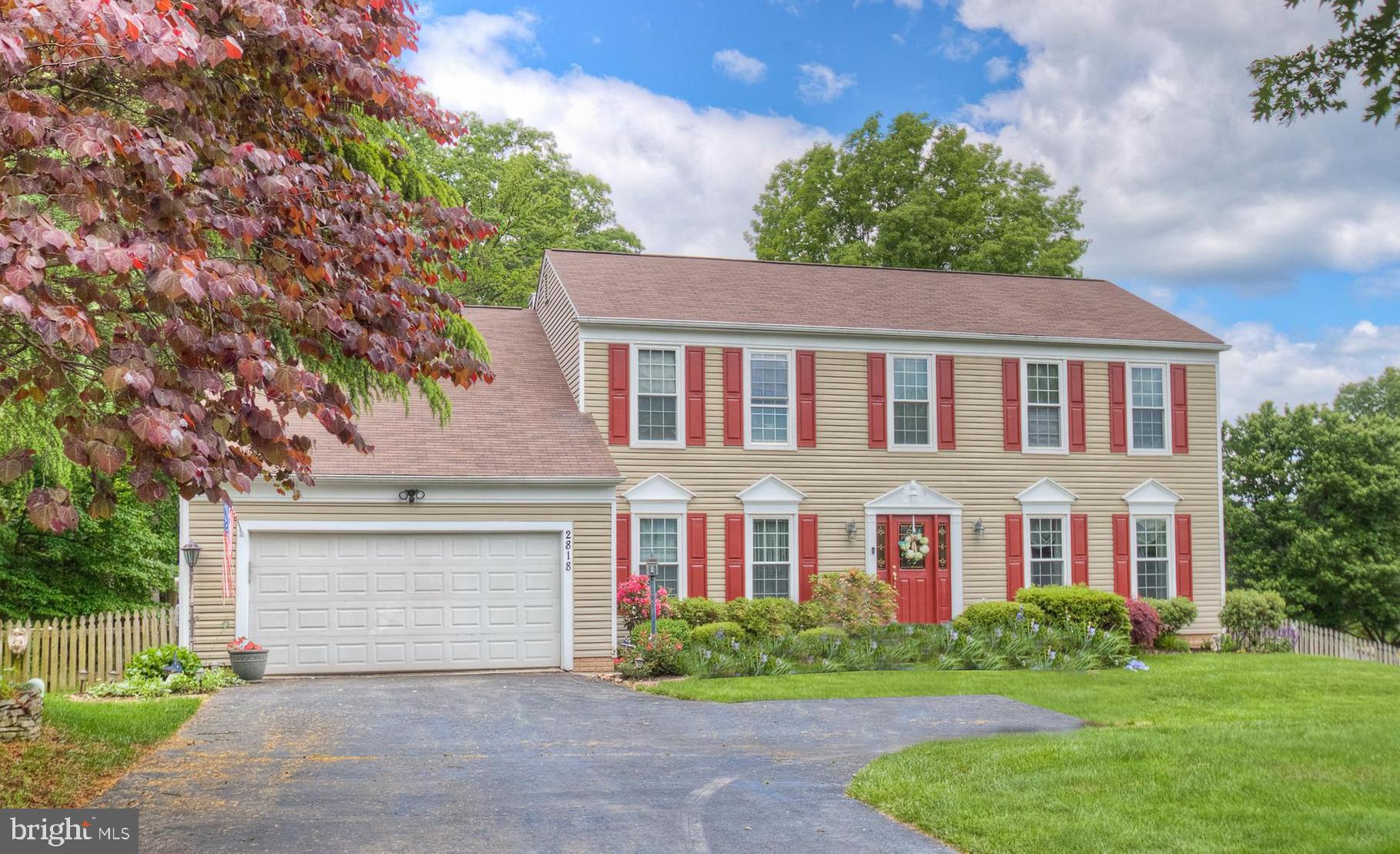 TWIN OAKS FARM - Residential