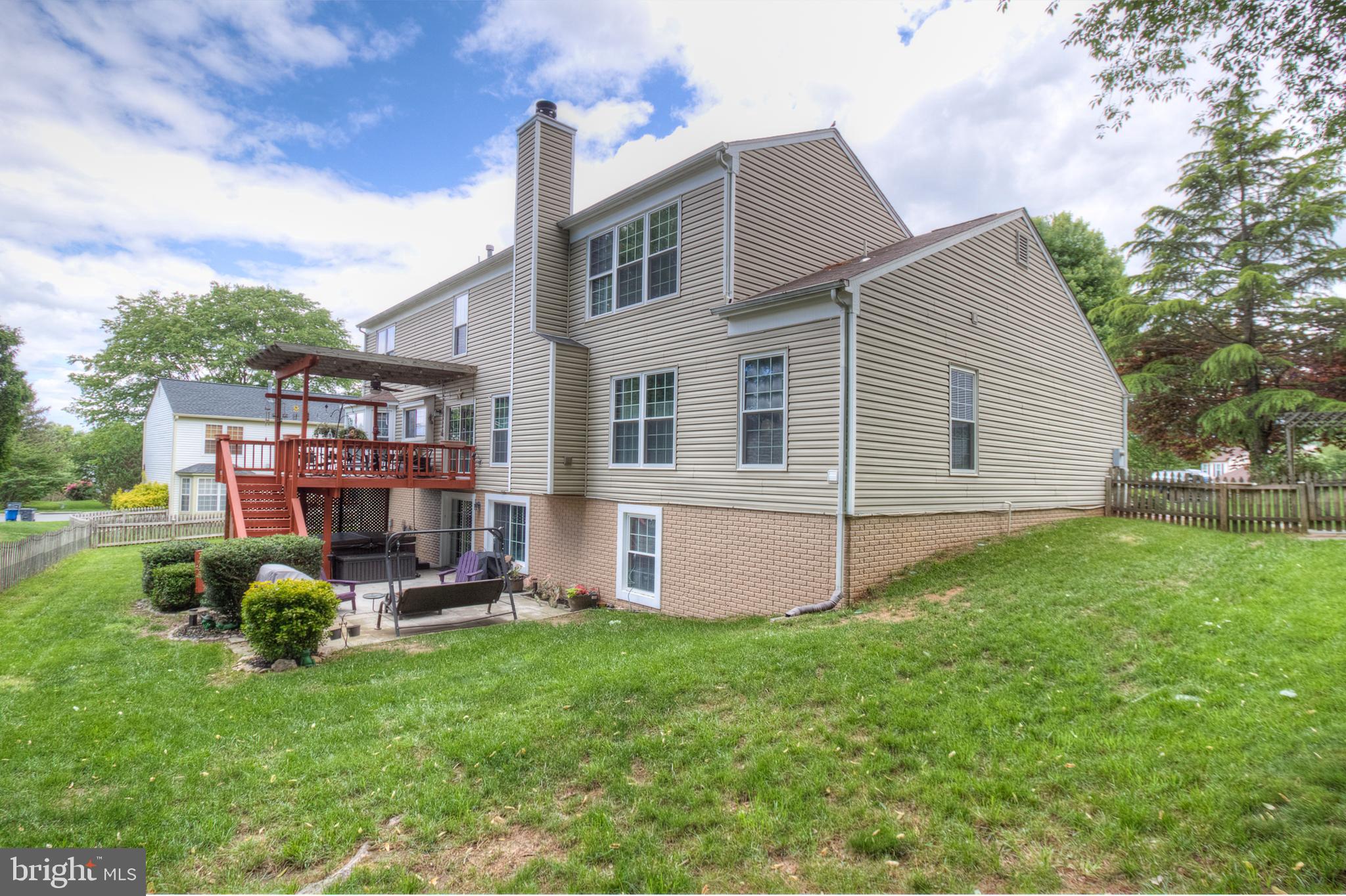 TWIN OAKS FARM - Residential