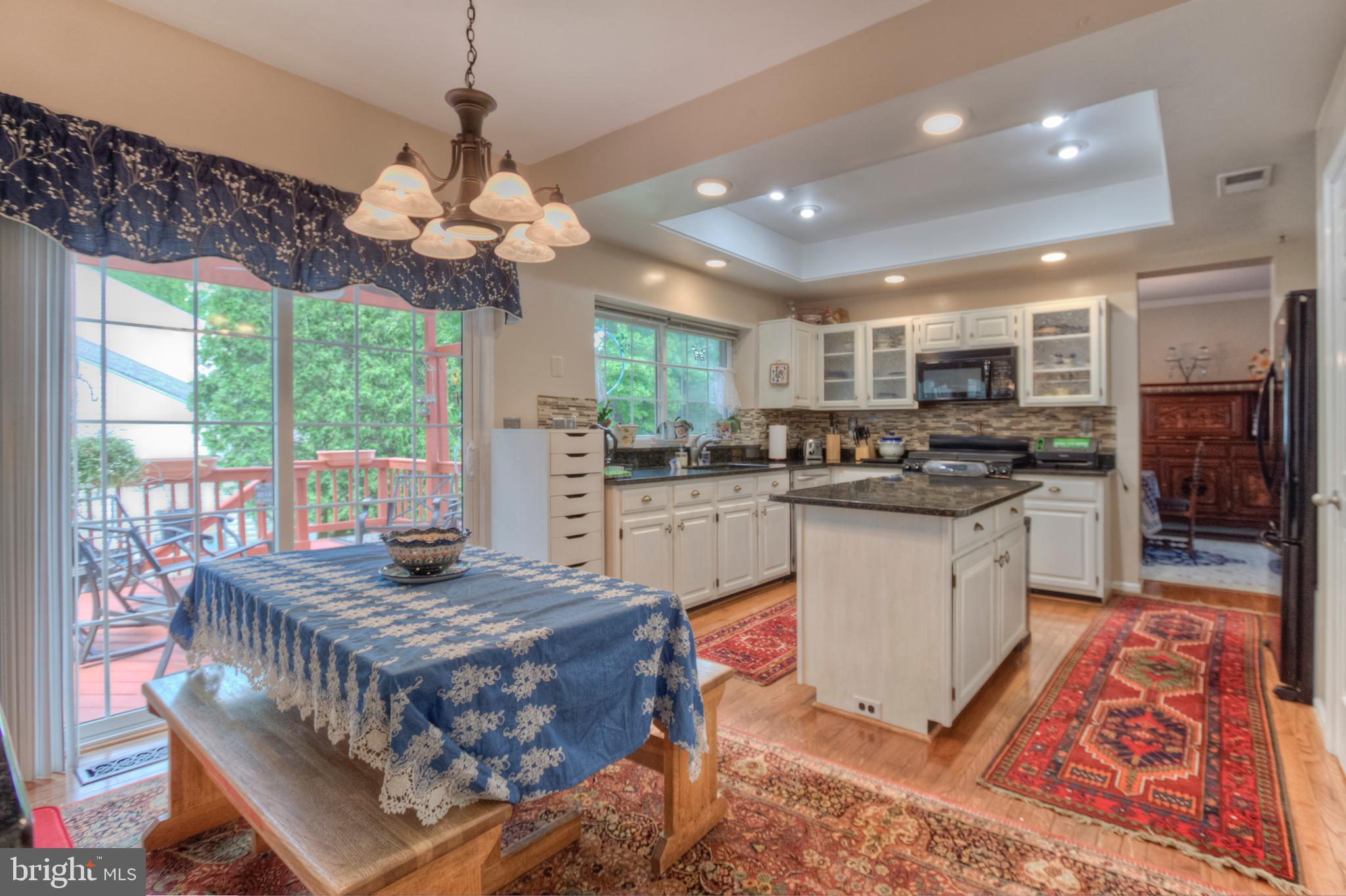 TWIN OAKS FARM - Residential